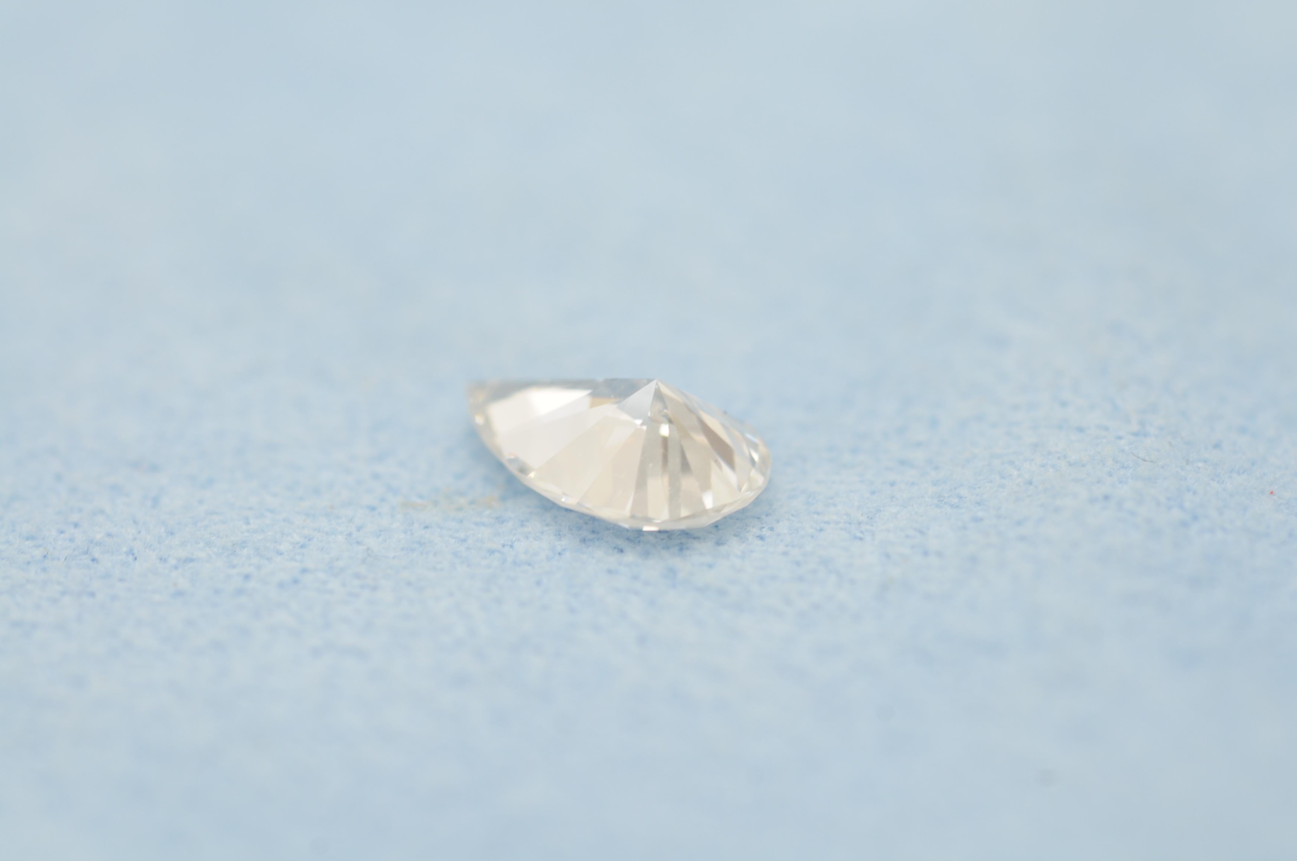 Majestuoso diamante talla pera claridad:Vs1 Color:H 1,20ct en venta 4