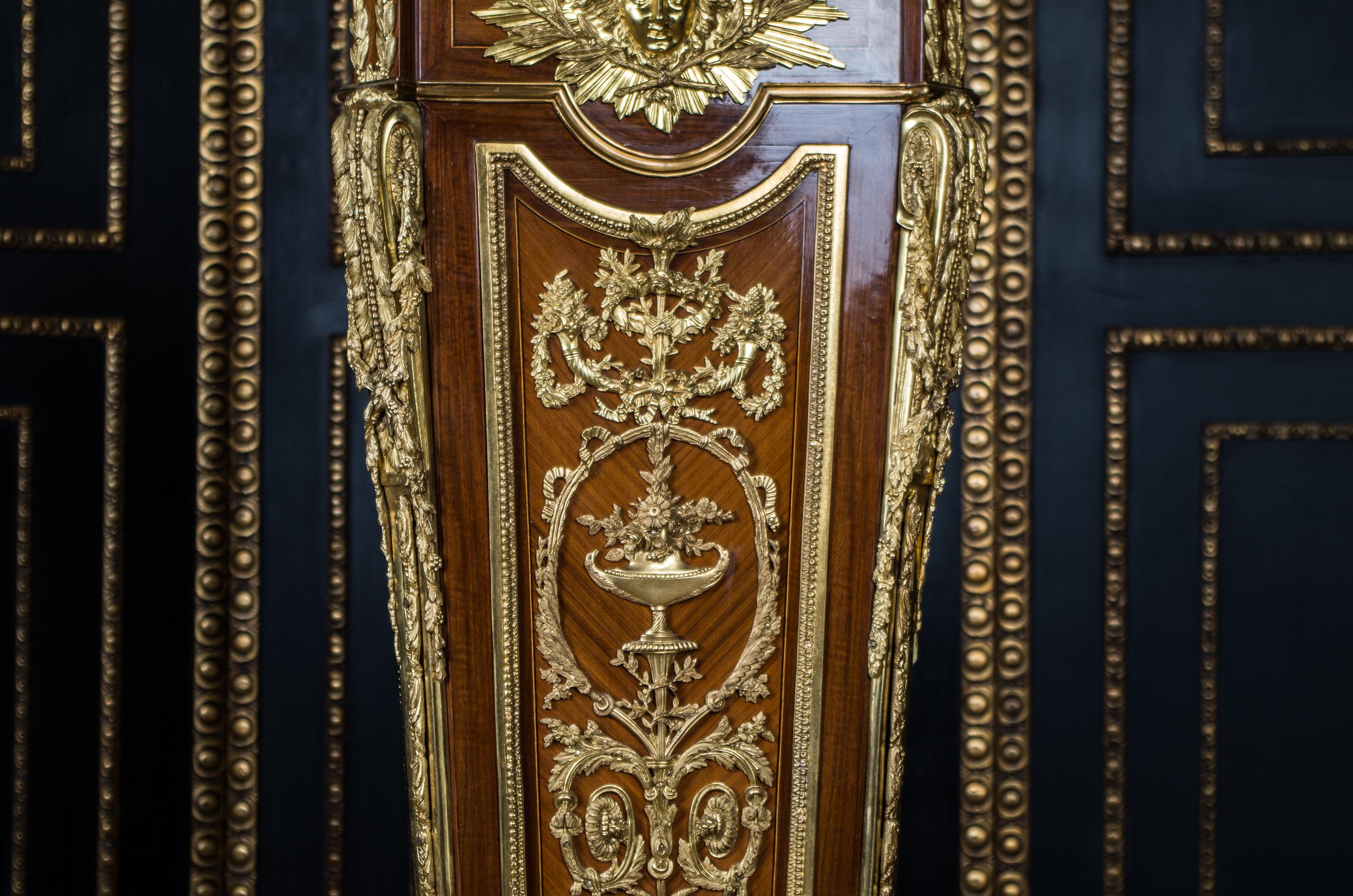 Majestic Pedestal Pillar in the Style of Louis XVI According Jean Henri Riesen 3