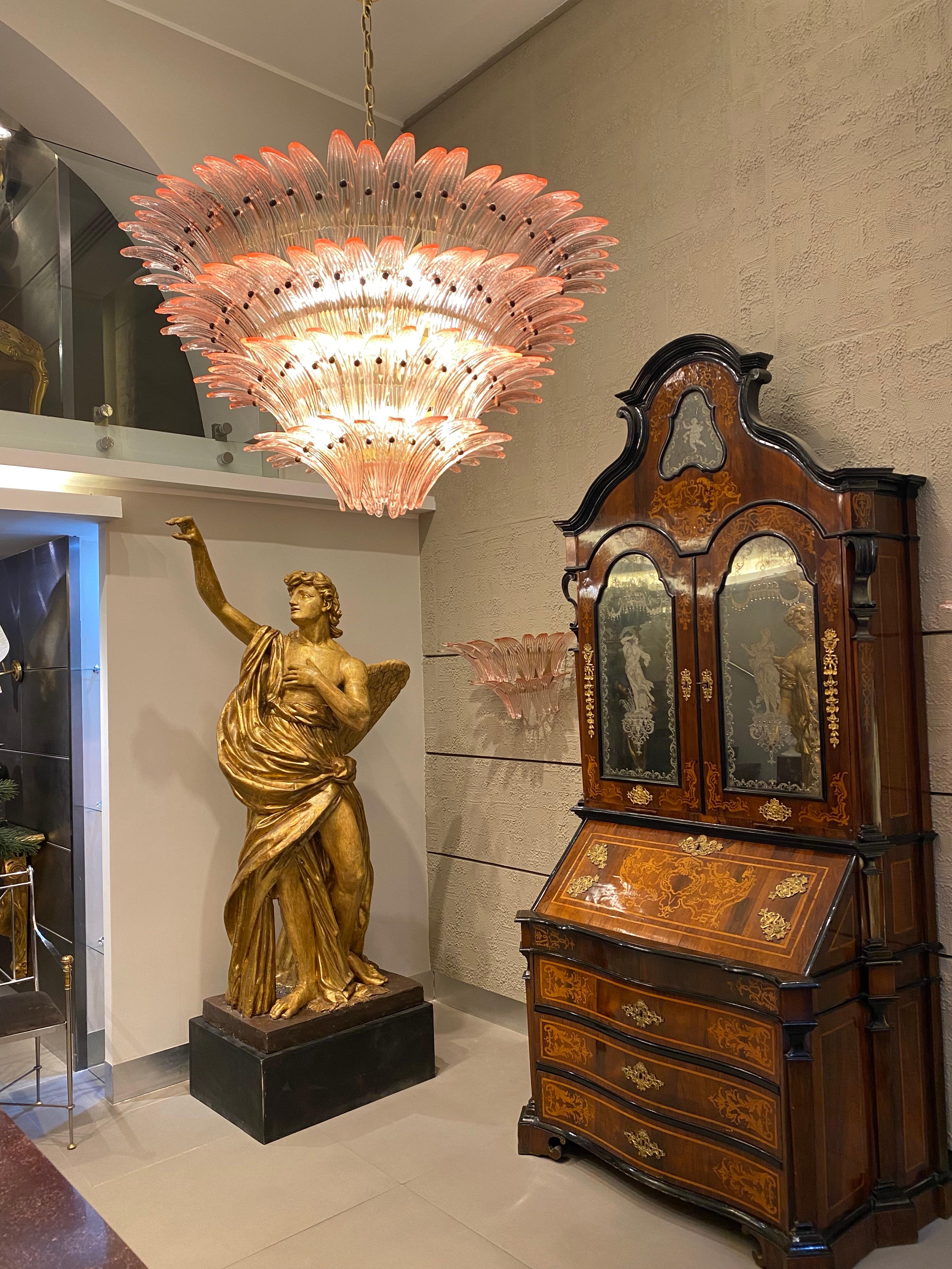 Majestic Pink Murano Palmette Chandelier For Sale 3
