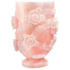Majestic Vaso Scultura in Onice Rosa Soggetto Rose Foglie Floreale Fatto a mano in Italia