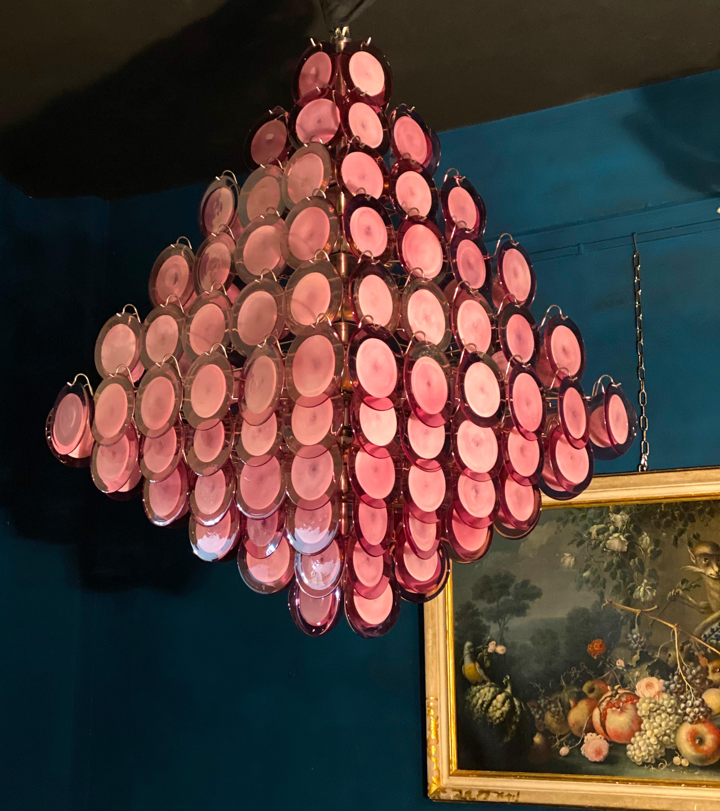 Kronleuchter aus lila Muranoglas mit Scheiben (Moderne der Mitte des Jahrhunderts) im Angebot