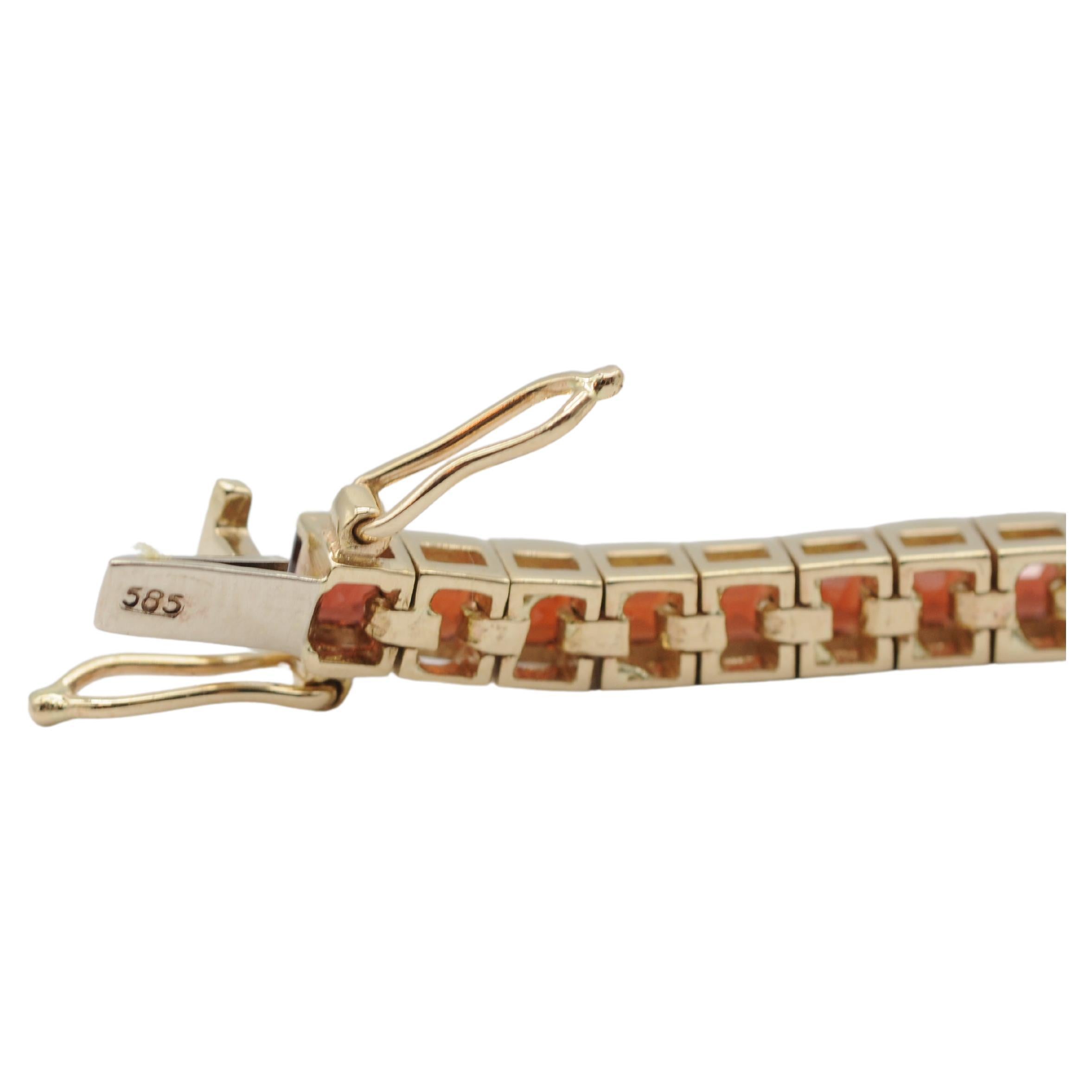 Majestueux bracelet tennis arc-en-ciel avec pierres précieuses en or jaune 14 carats  en vente 9