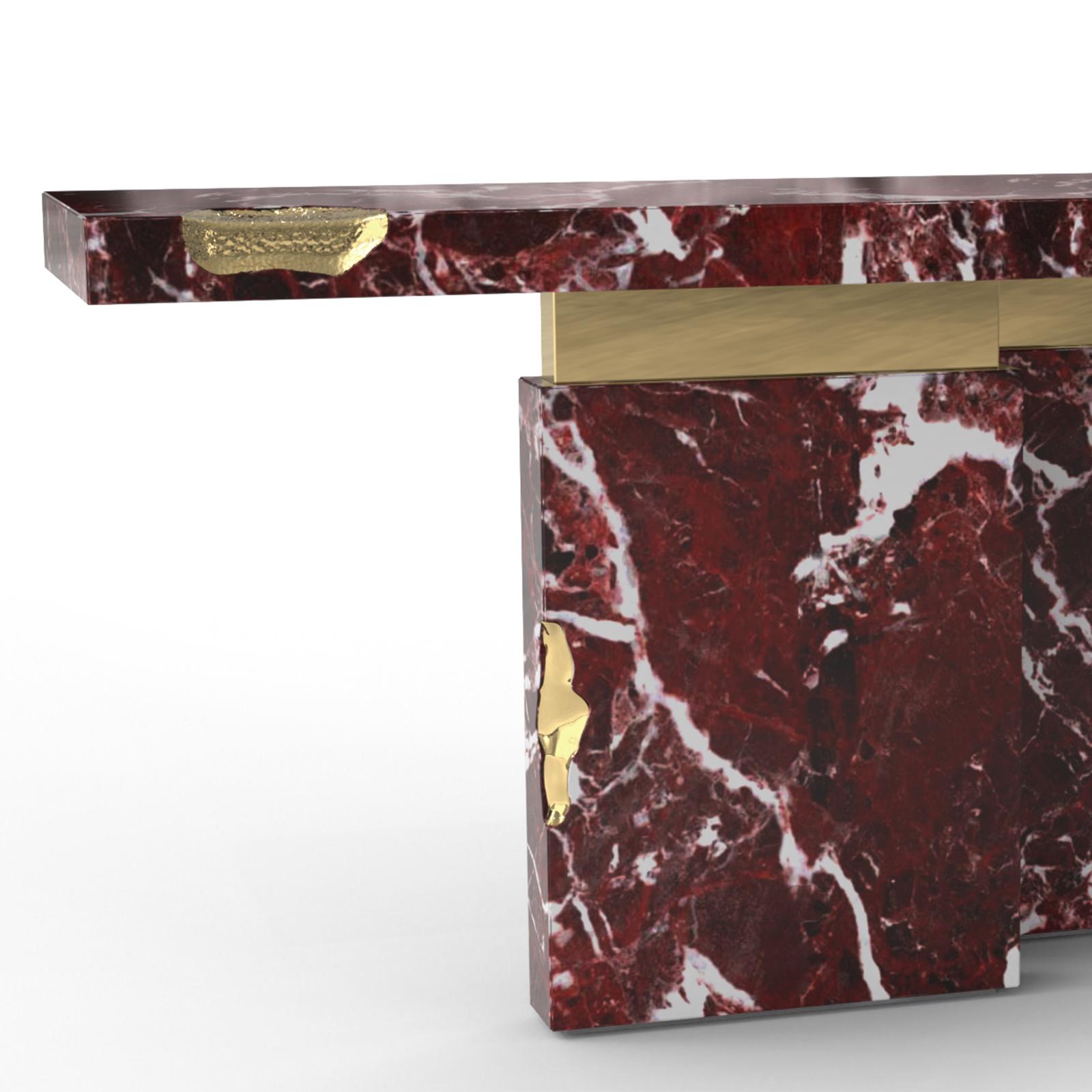 Mesa consola roja Majestic Latón en venta