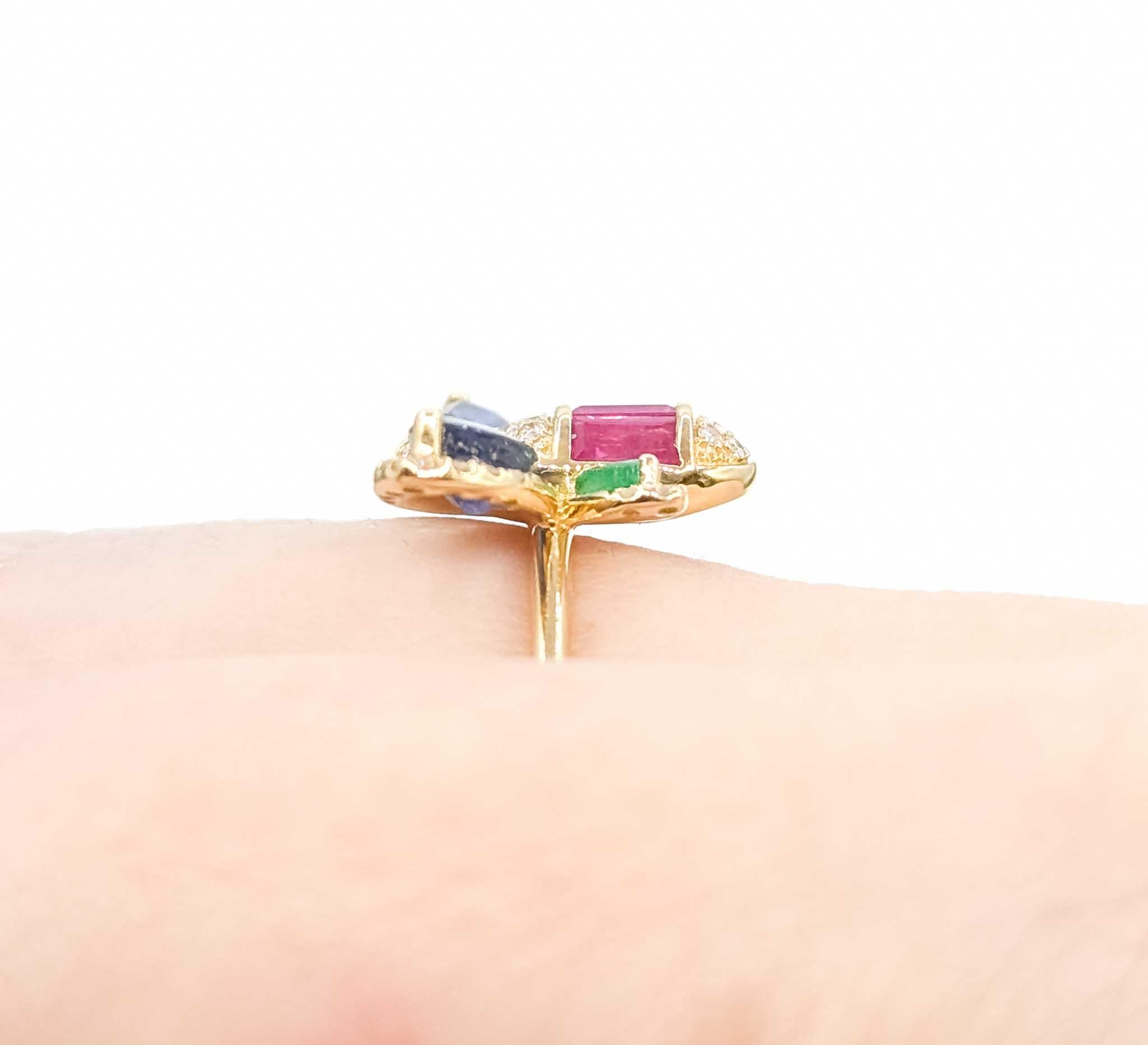 Anillo de zafiro majestuoso y oro de 14k Corte redondo en venta