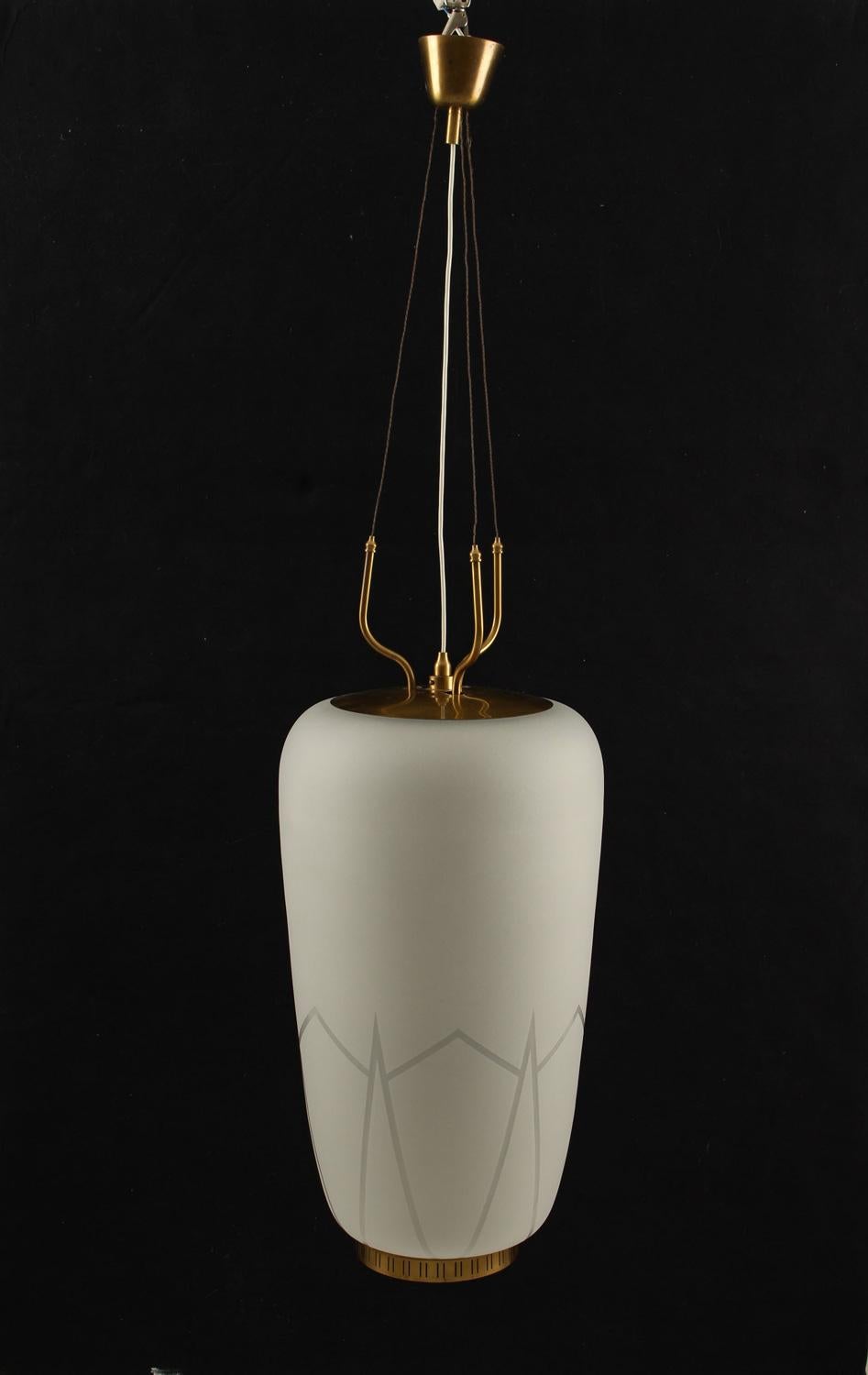 Majestic Scandinavian Pendants in Brass and Glass, Swedish Modern, 1940s In Good Condition In Karlstad, SE