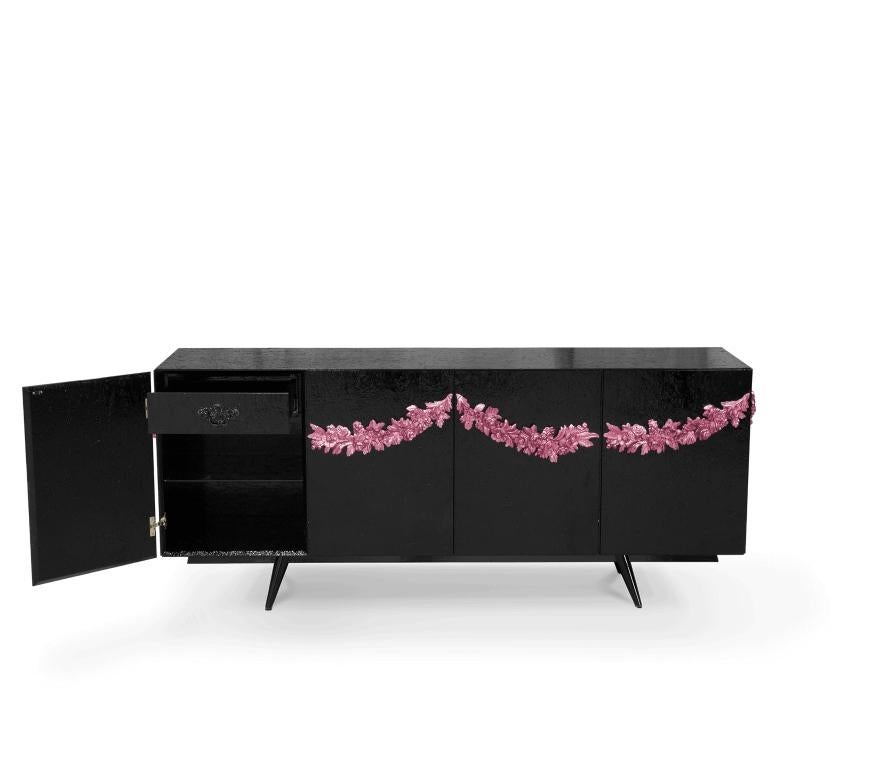 Majestic Sideboard in Black Lacquered with Floral Detail In New Condition For Sale In New York, NY