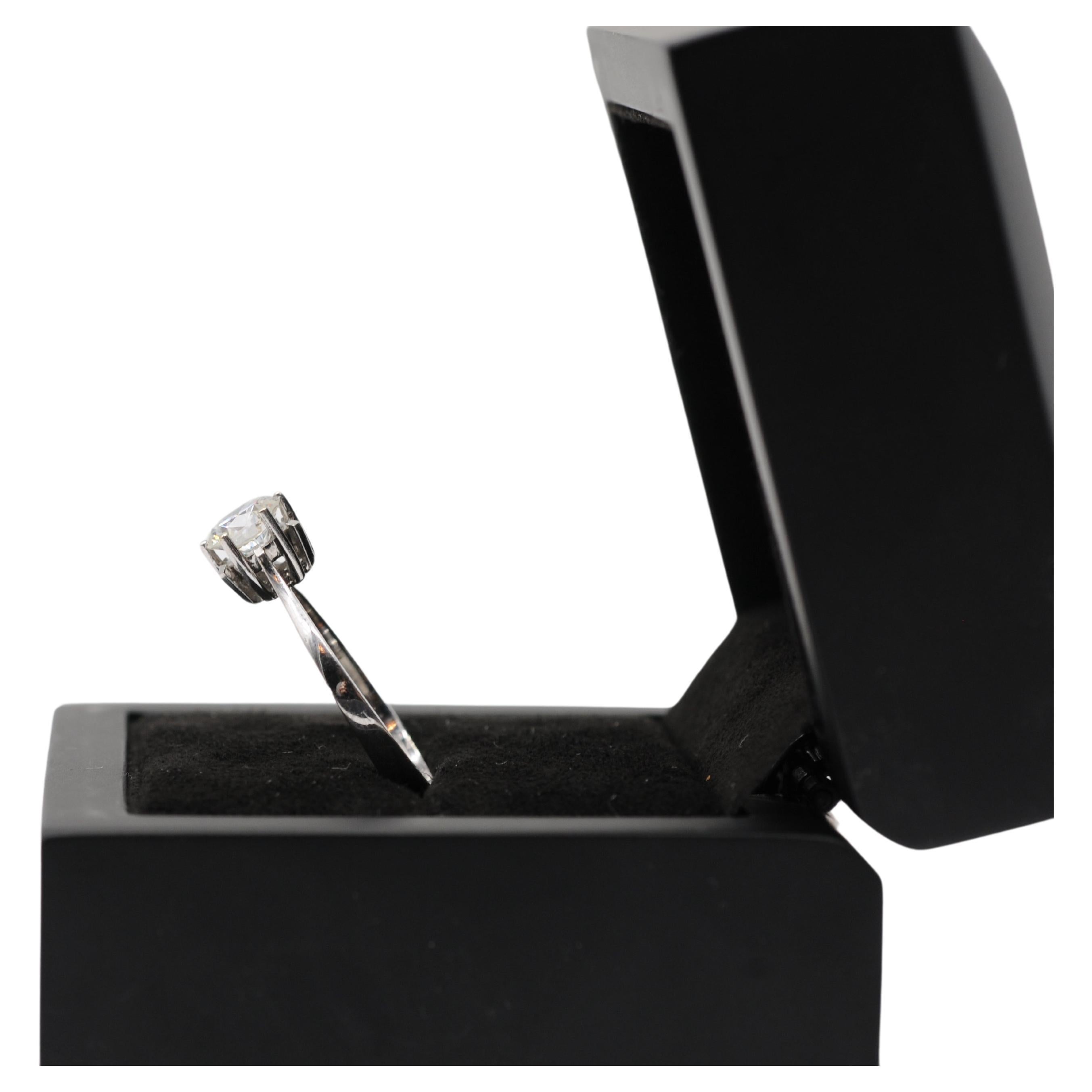 Majestätischer Solitär-Ring mit ca. 1,0 Karat Diamant VVS2 Farbe:G im Angebot 5
