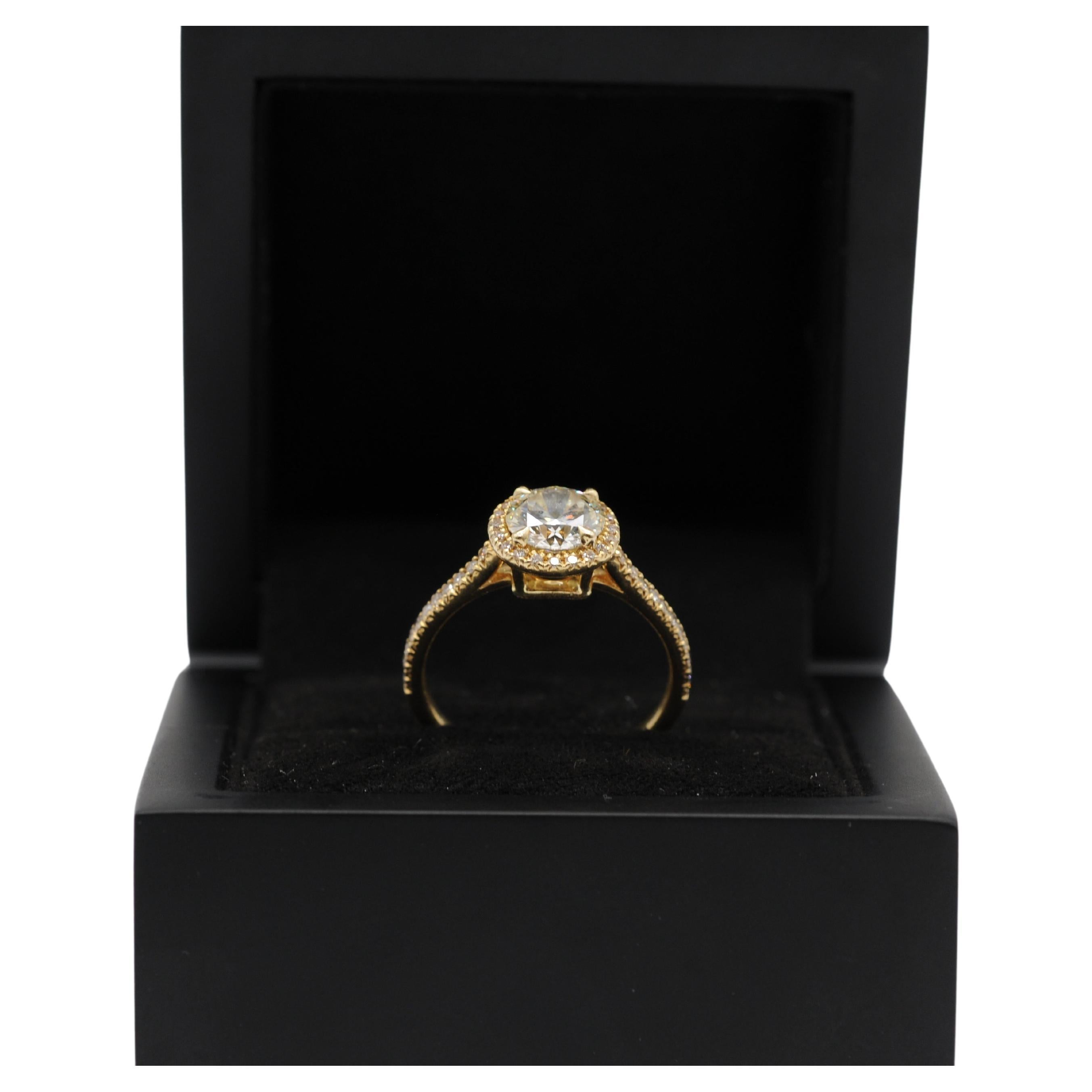 Majestic solitare Ring with diamond ca: 1.4ct in 18k gold  For Sale 4