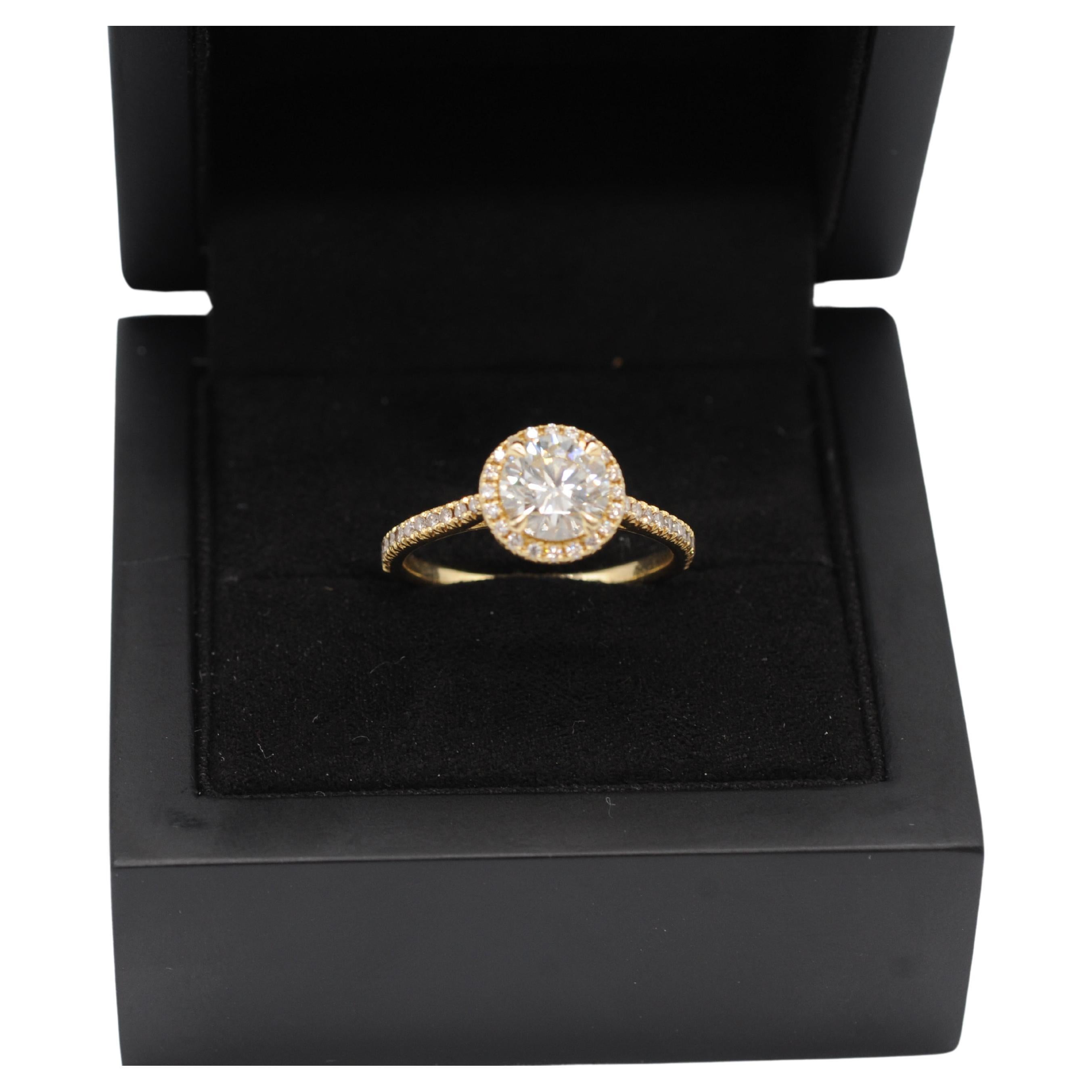 Majestic solitare Ring with diamond ca: 1.4ct in 18k gold  For Sale 8