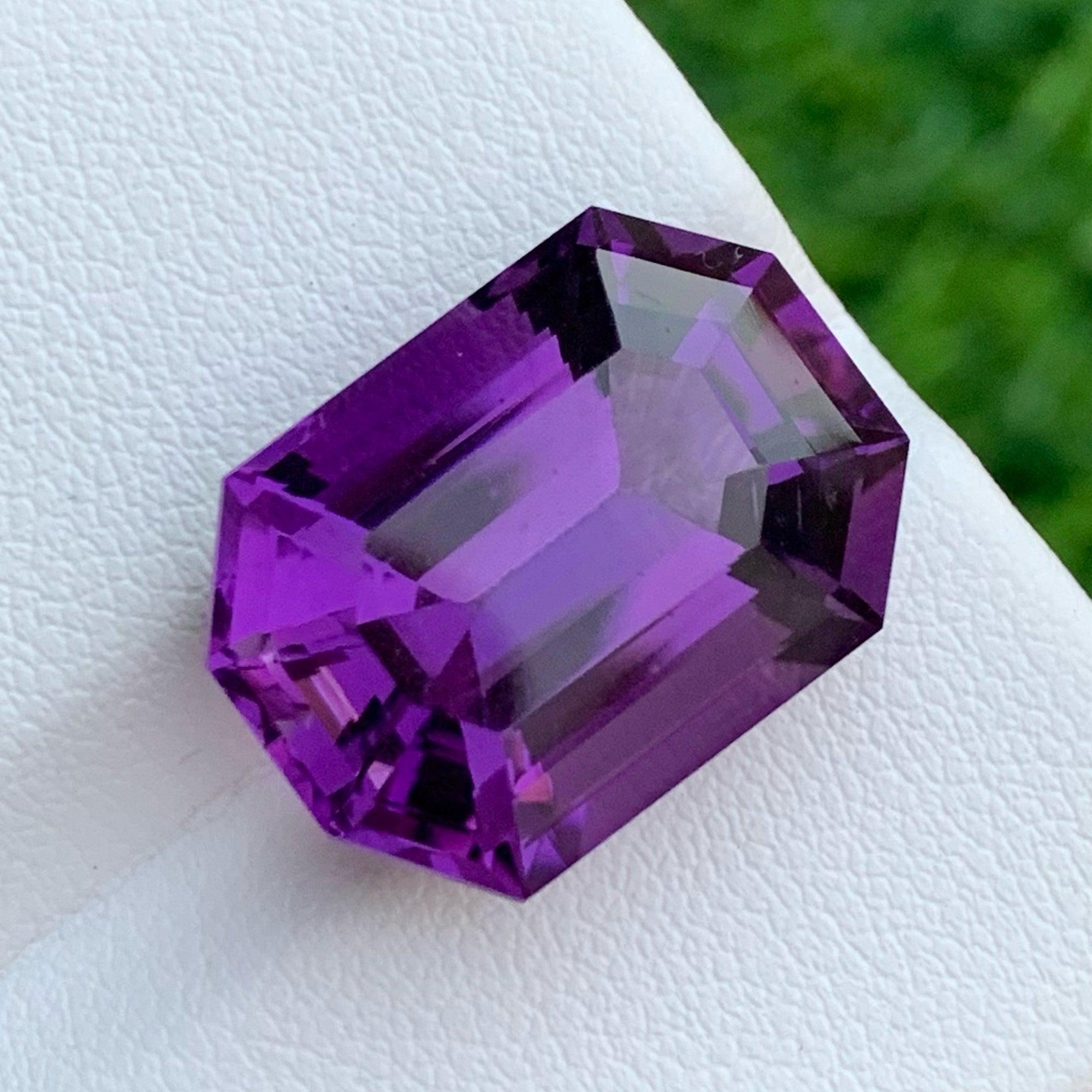 Ser lila Amethyst-Edelstein 16,65 Karat im Smaragdschliff Amethyst-Ring (Moderne)