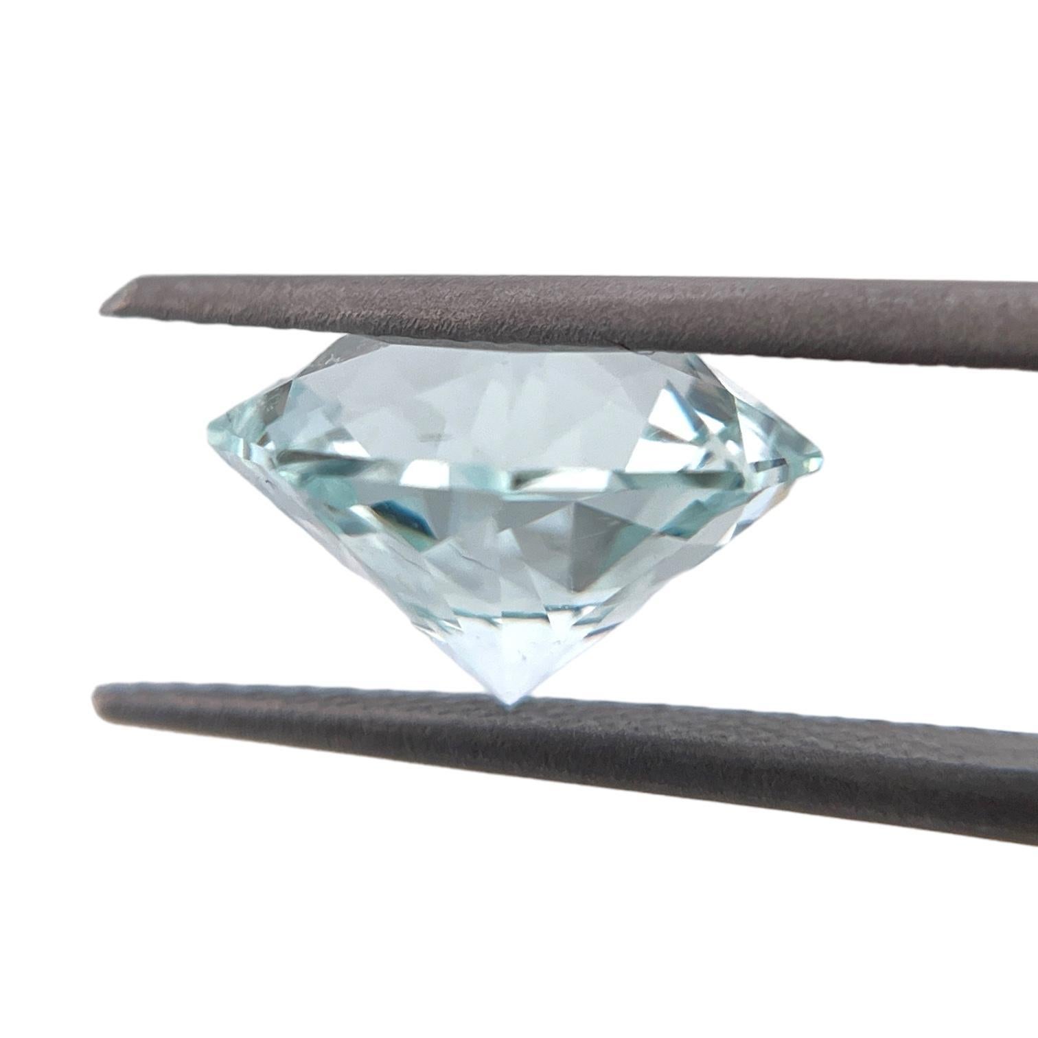 Taille octogone Majestueuses eaux : aigue-marine octogonale de 4,51 carats en vente