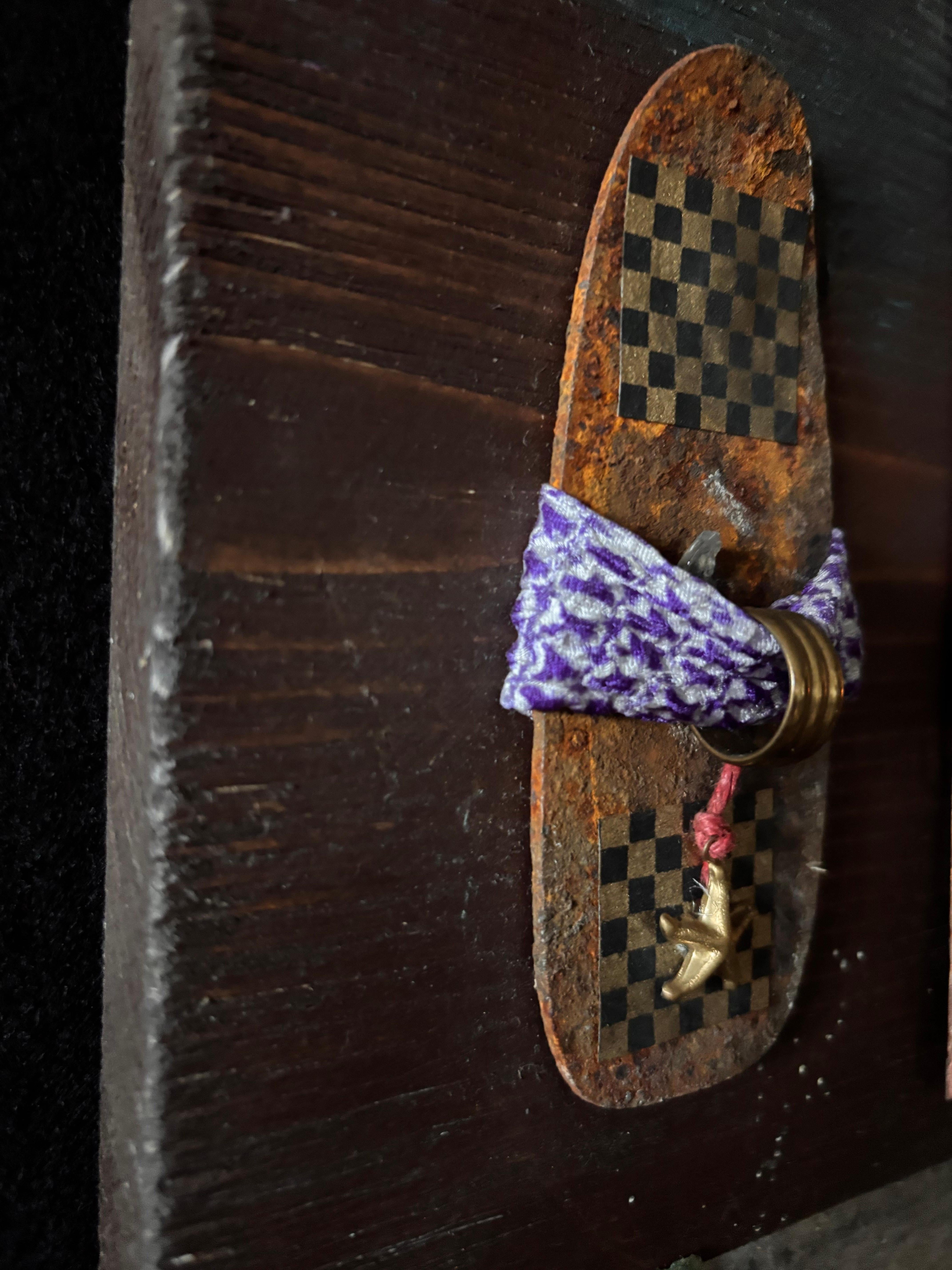 Artifacts de réalités diverses -Tableau 1 Objets fors sur bois en vente 5