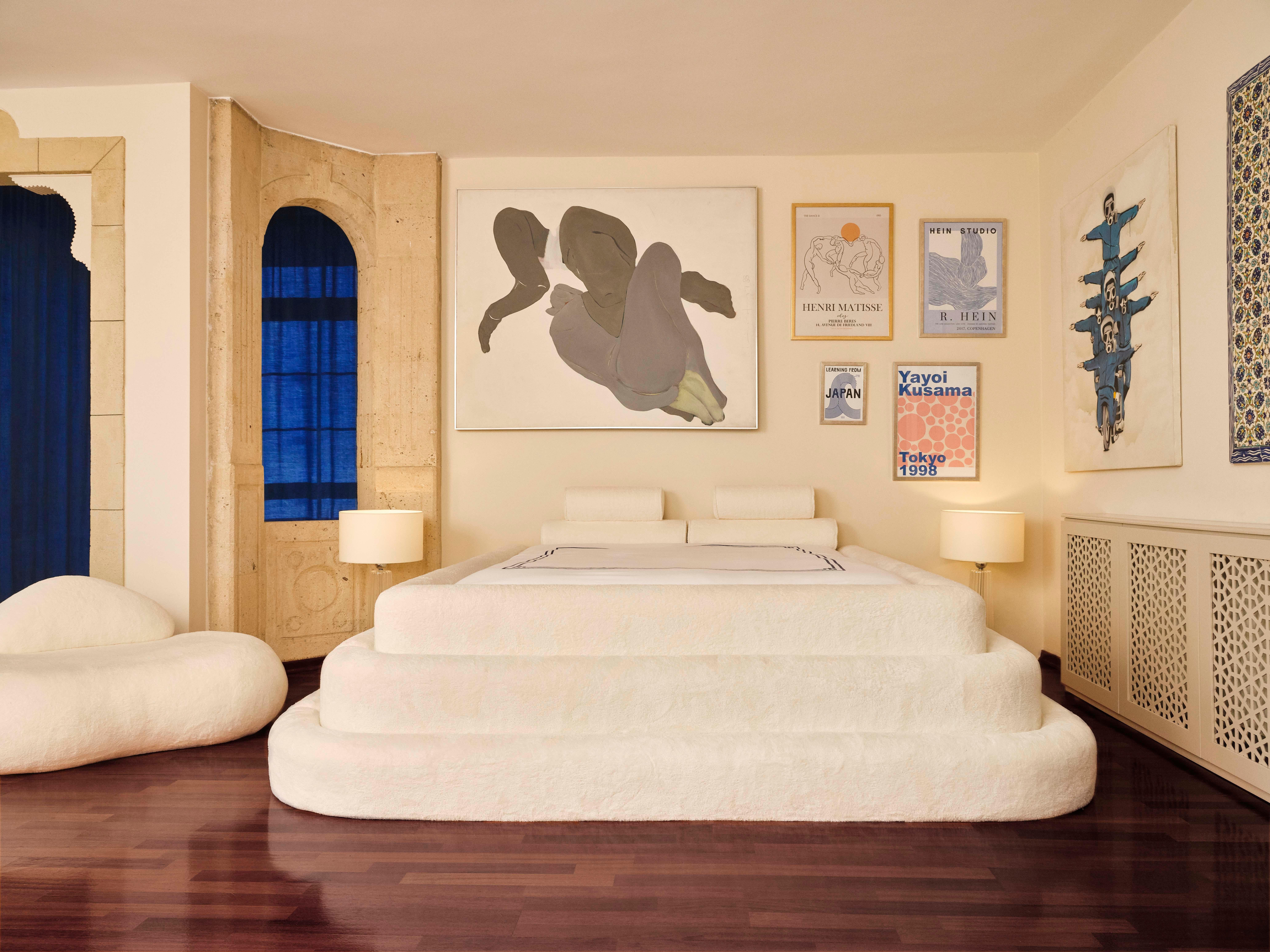 Majj Studio-Bett für Silent Room, Bettdesign, gemütlich (Handgefertigt) im Angebot