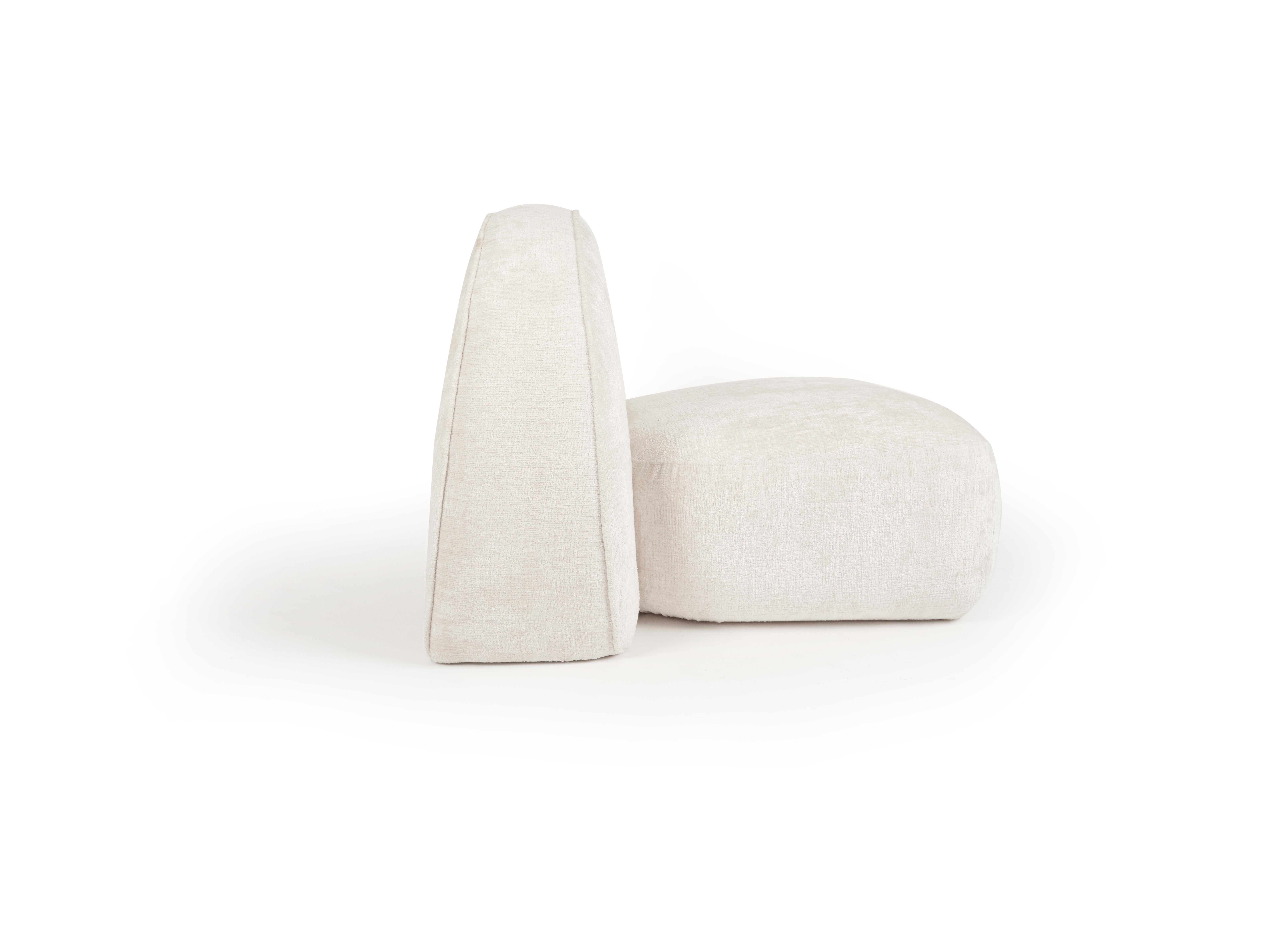 The seats can be located especially in places such as in front of the fireplace at residences. They are handcrafted by covering soft textured fabric on sponge.
