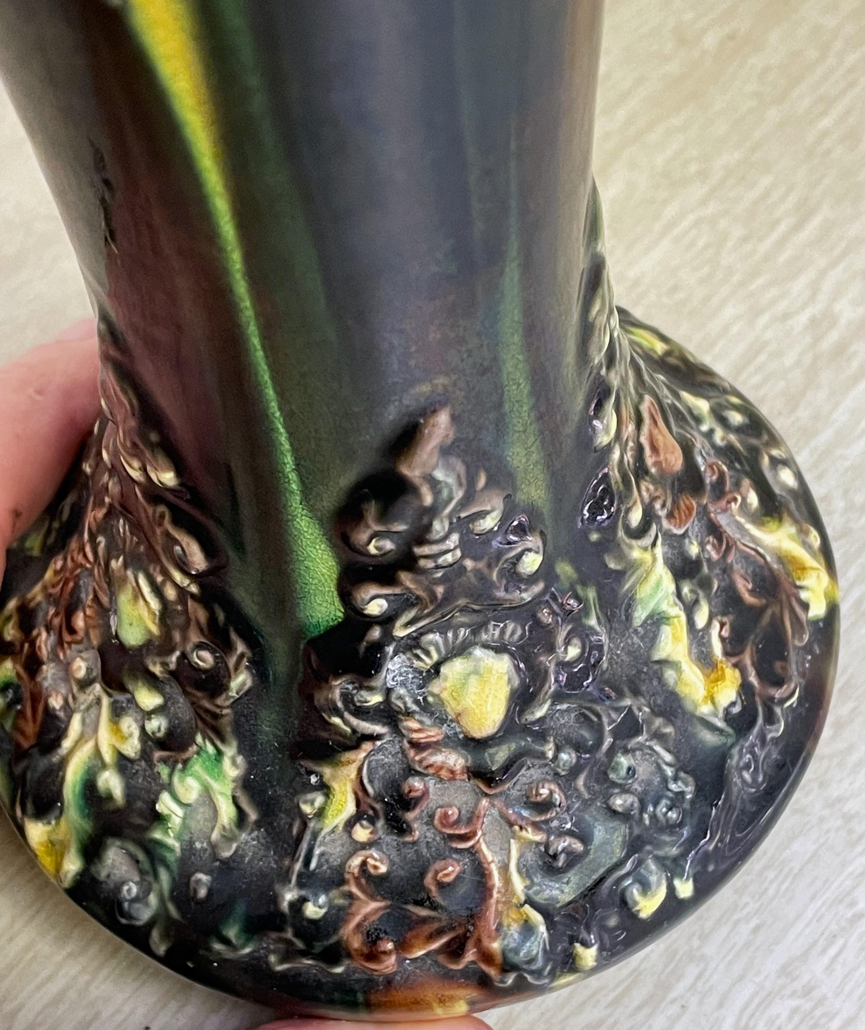 Vase majolique de 12