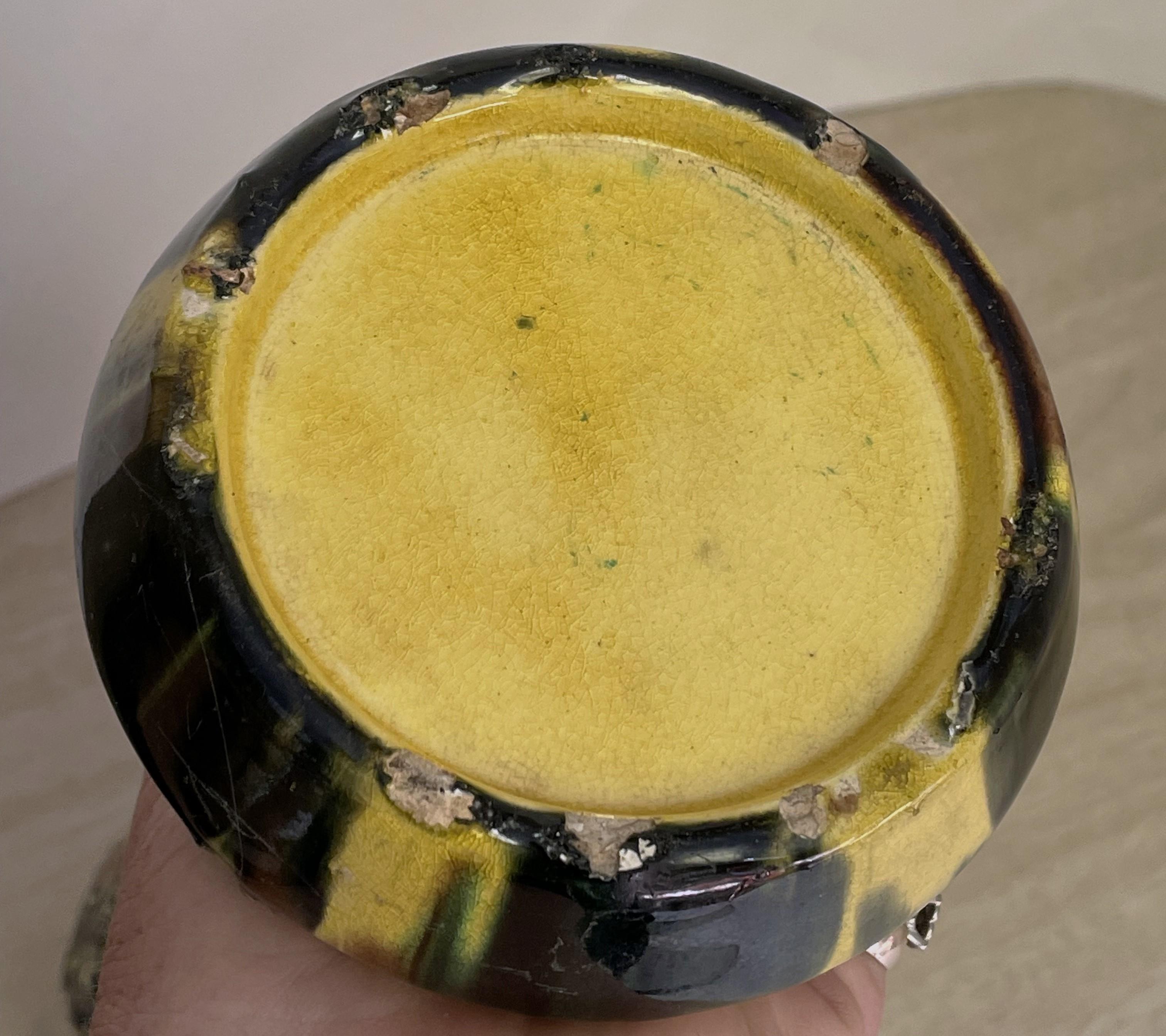 Vase majolique de 12