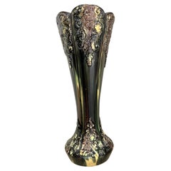 Vase majolique de 12" à décor floral et feuillu appliqué Vert Brown Jaune 