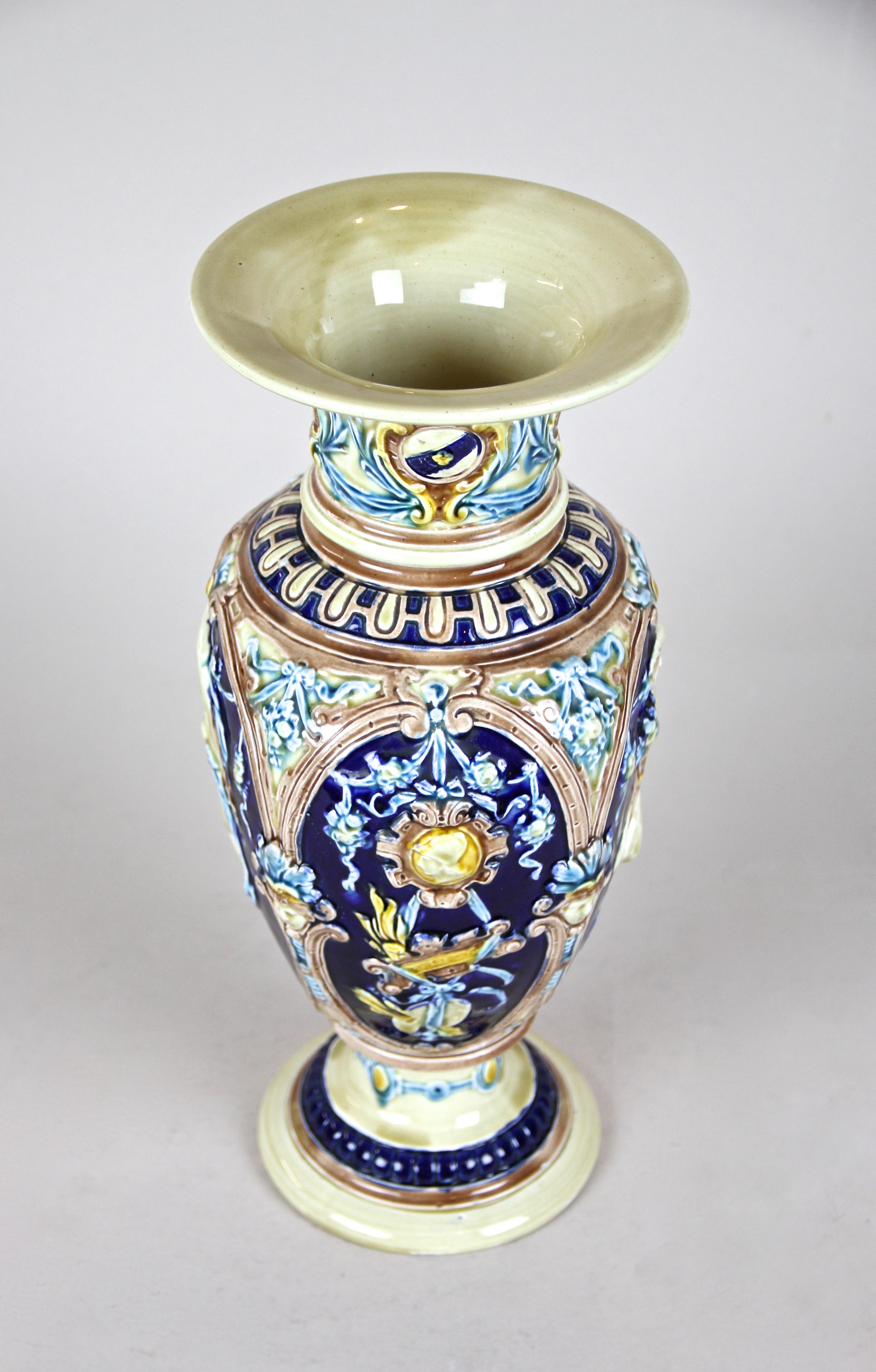 Majolica Amphora Vase by Schuetz Cilli, Slovenia, circa 1900 8