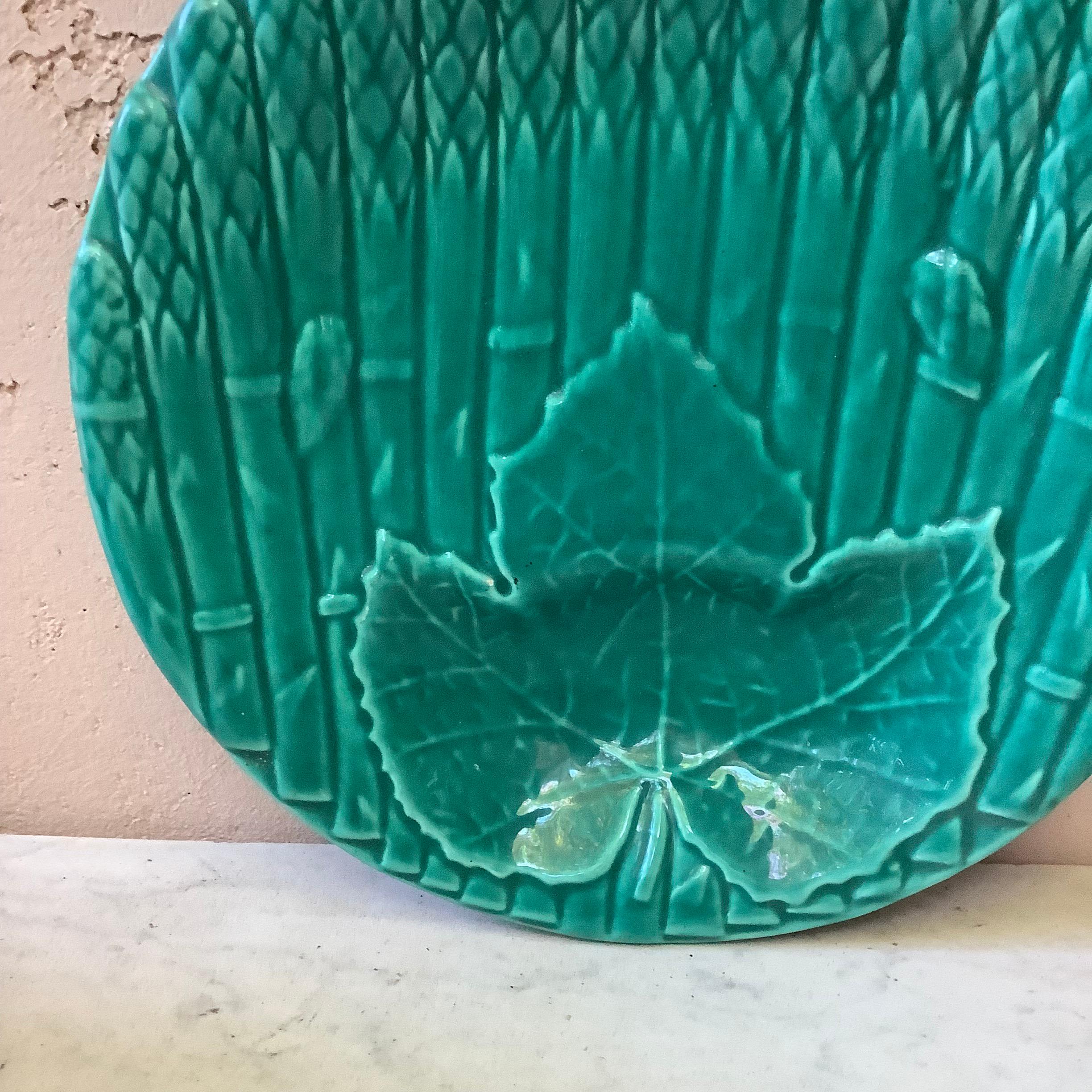 wedgwood green leaf plates
