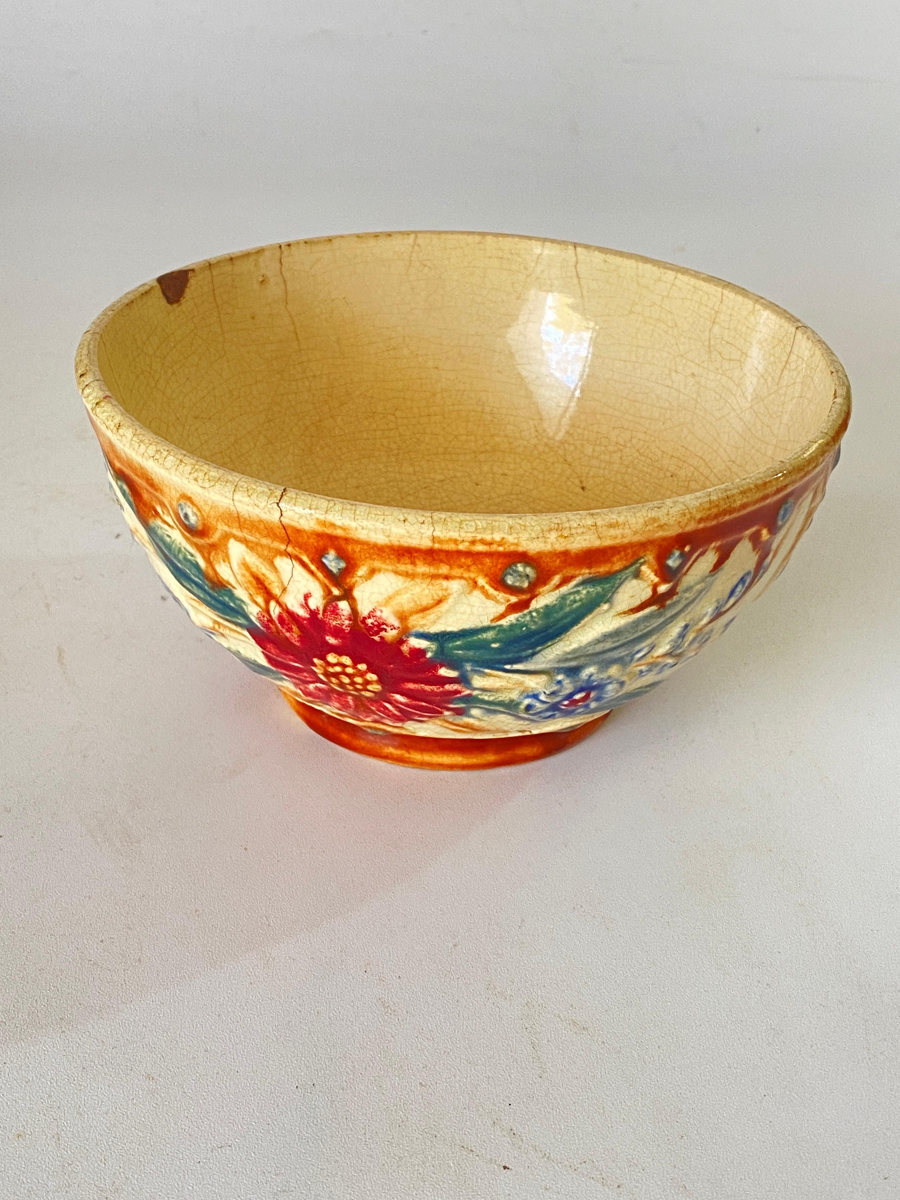 Early 20th Century Majolica Bowl George Jones circa 1900, France For Sale