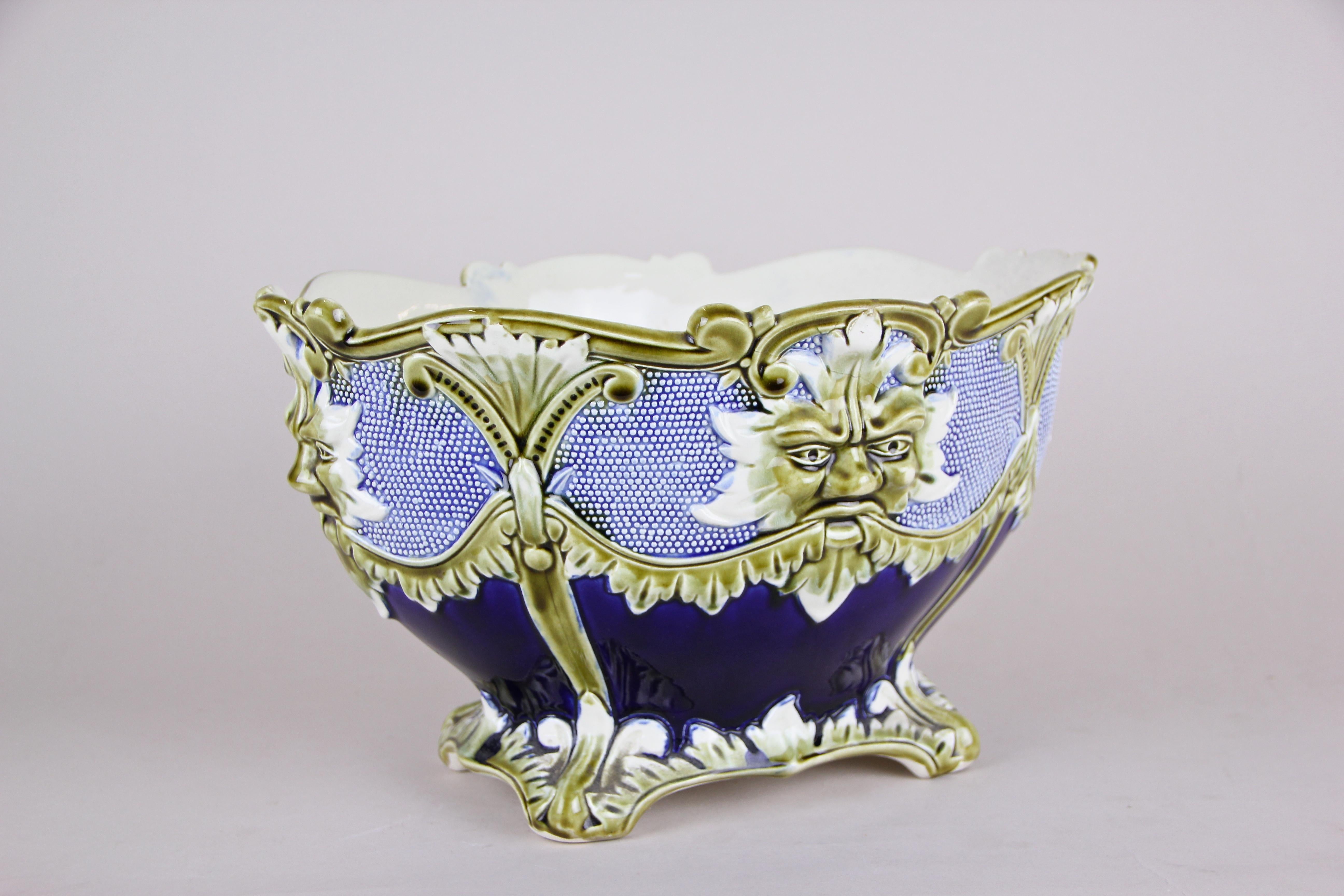 Majolica Cachepot Set of Three by B. De Bruyne Art Nouveau, France, circa 1900 8