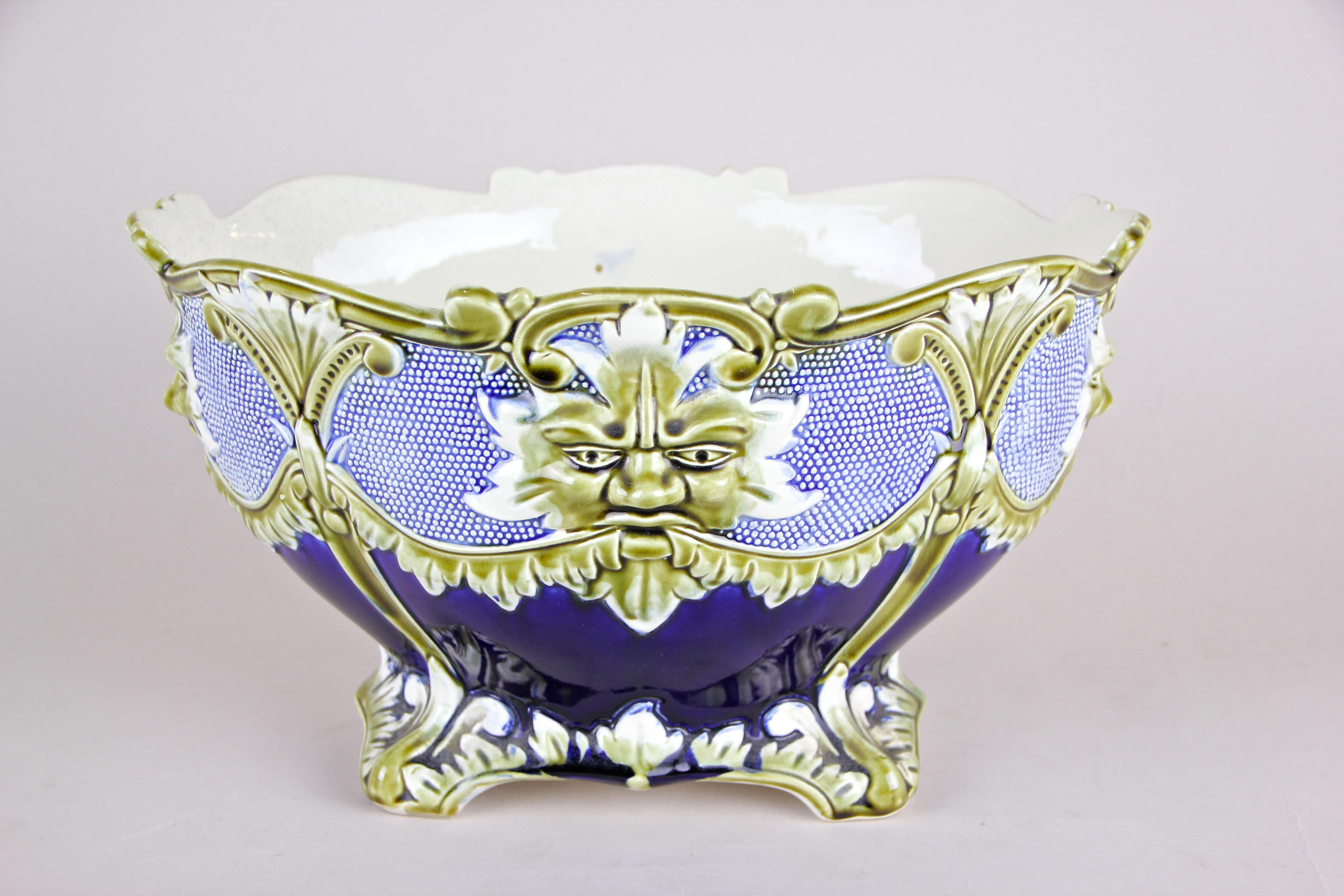 Majolica Cachepot Set of Three by B. De Bruyne Art Nouveau, France, circa 1900 11