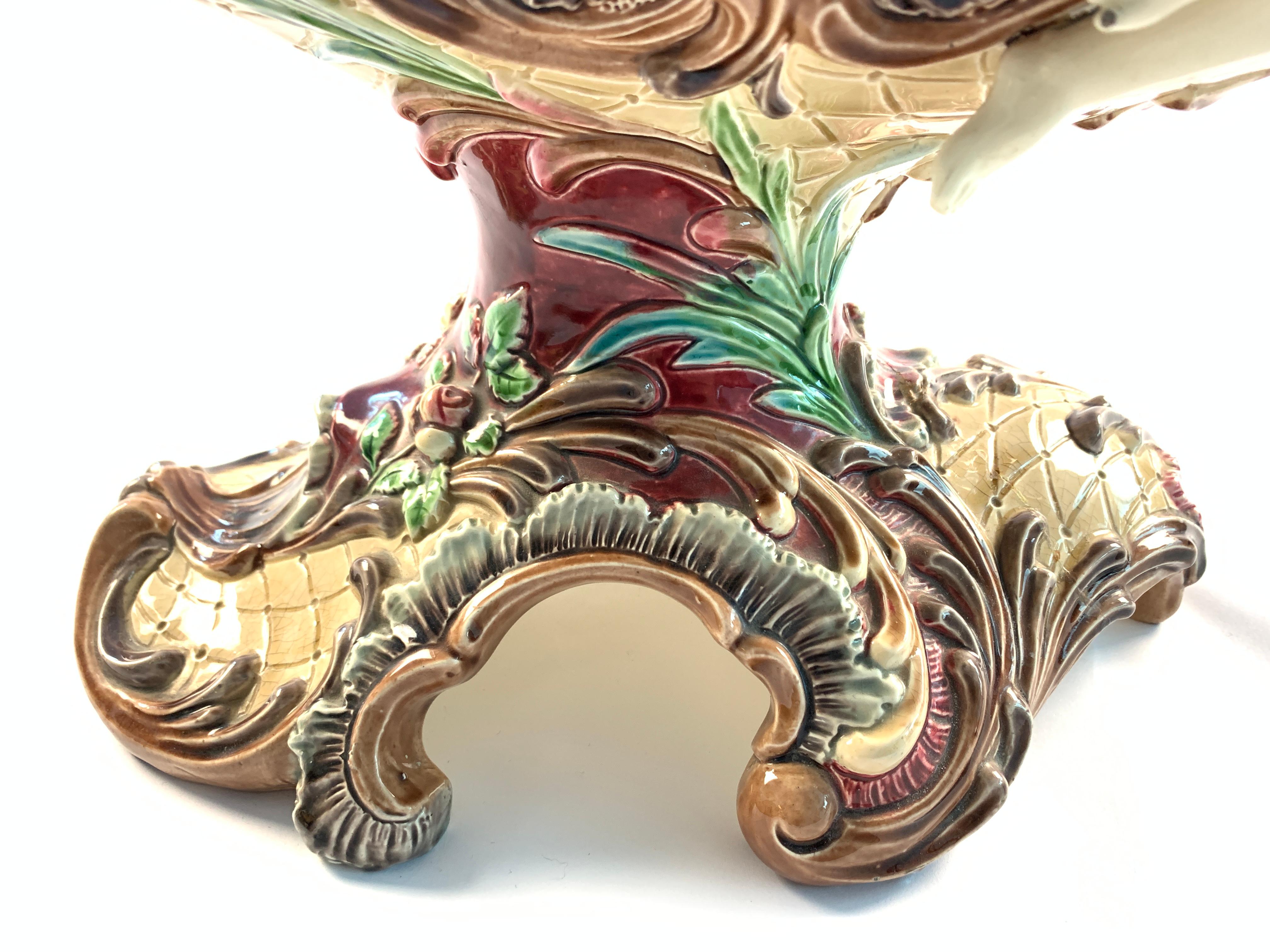 Majolica Centrepiece in Form of Nautilus Shell, 19th Century, Italy 3