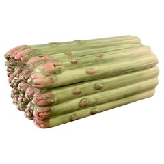 Majolica Ceramic Trompe l'Oeil Asparagus Covered Box