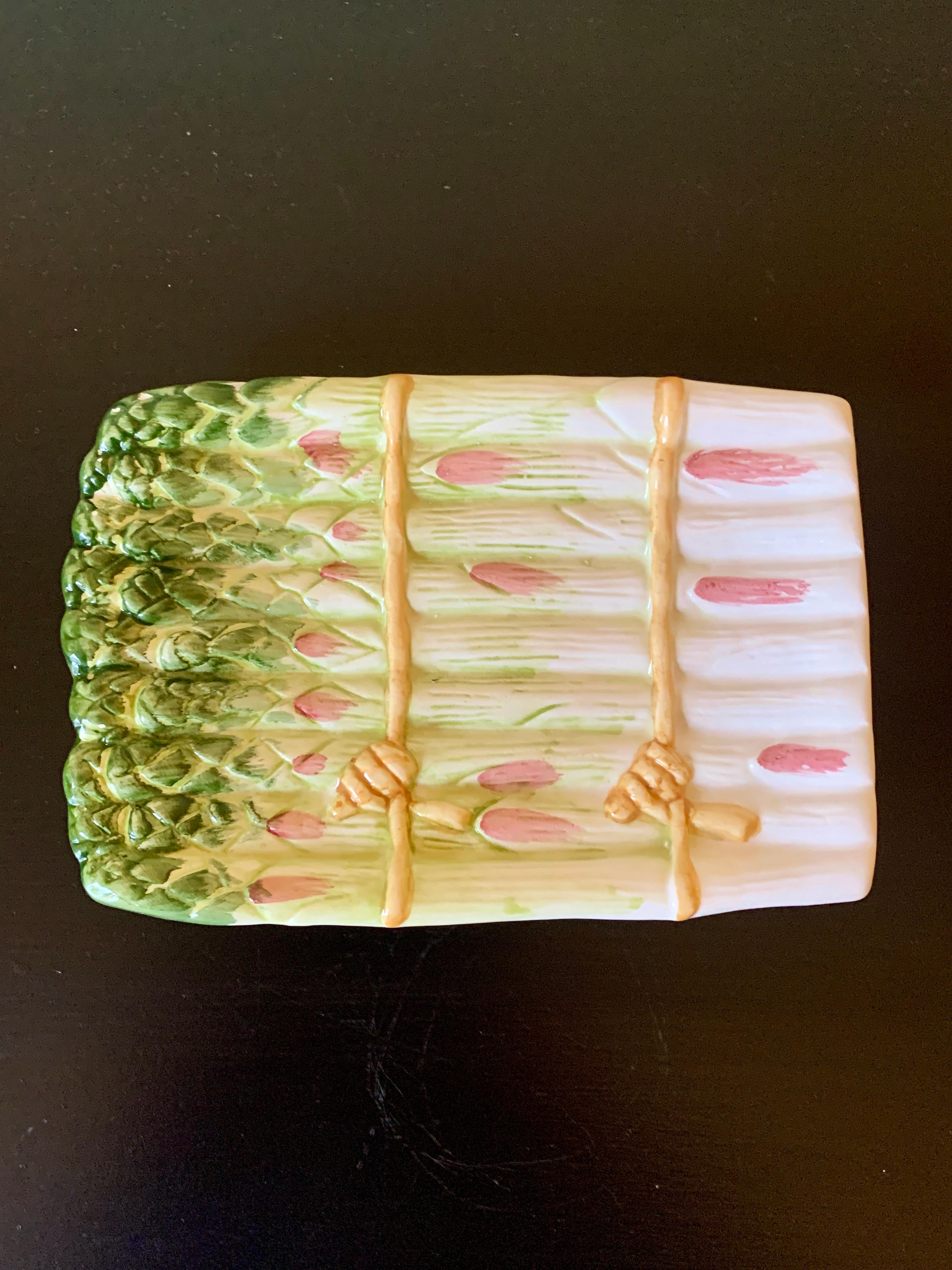 Majolica Ceramic Trompe l'Oeil Asparagus Dish For Sale 3