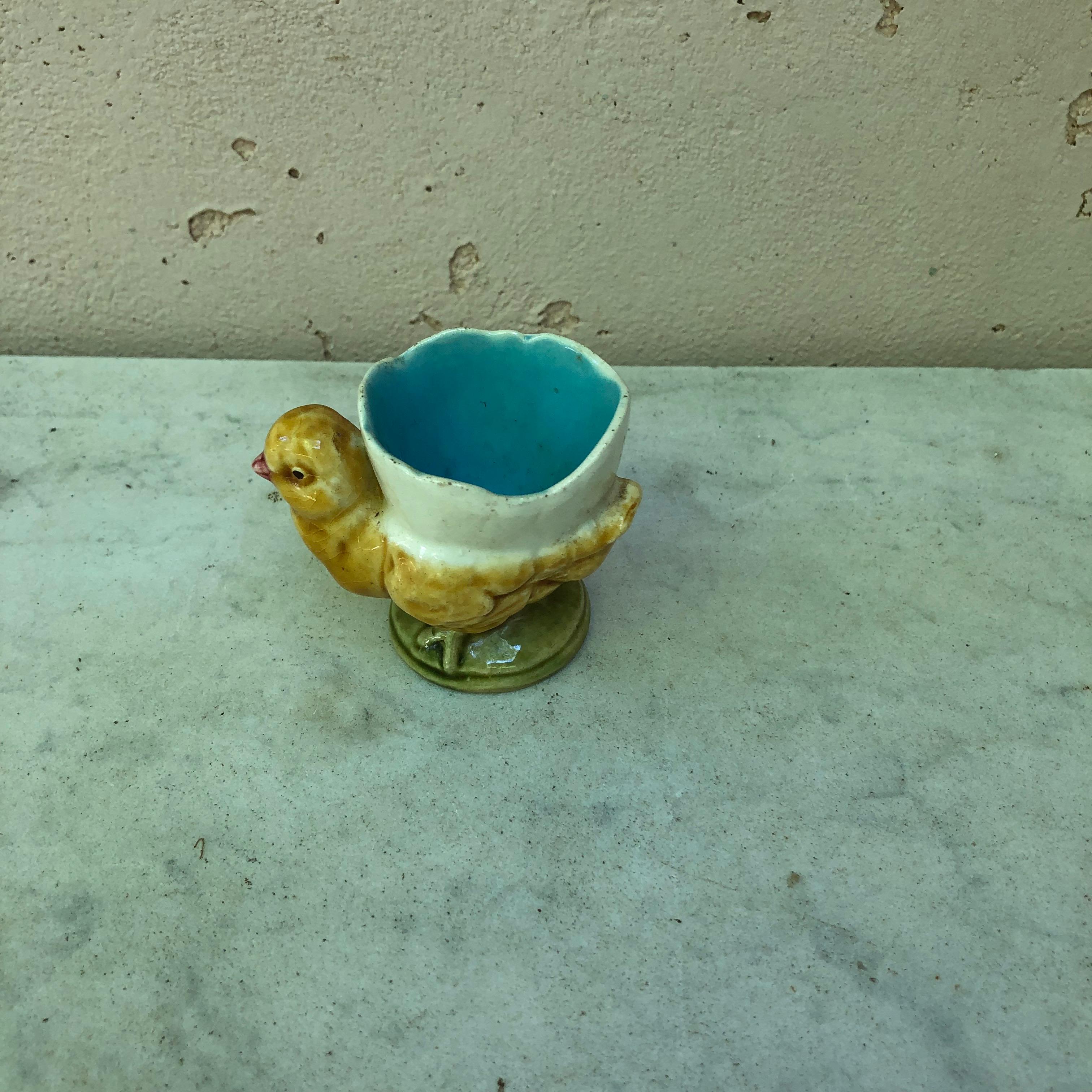 Majolica Chick Egg Cup George Dreyfus, Circa 1890 In Good Condition In Austin, TX
