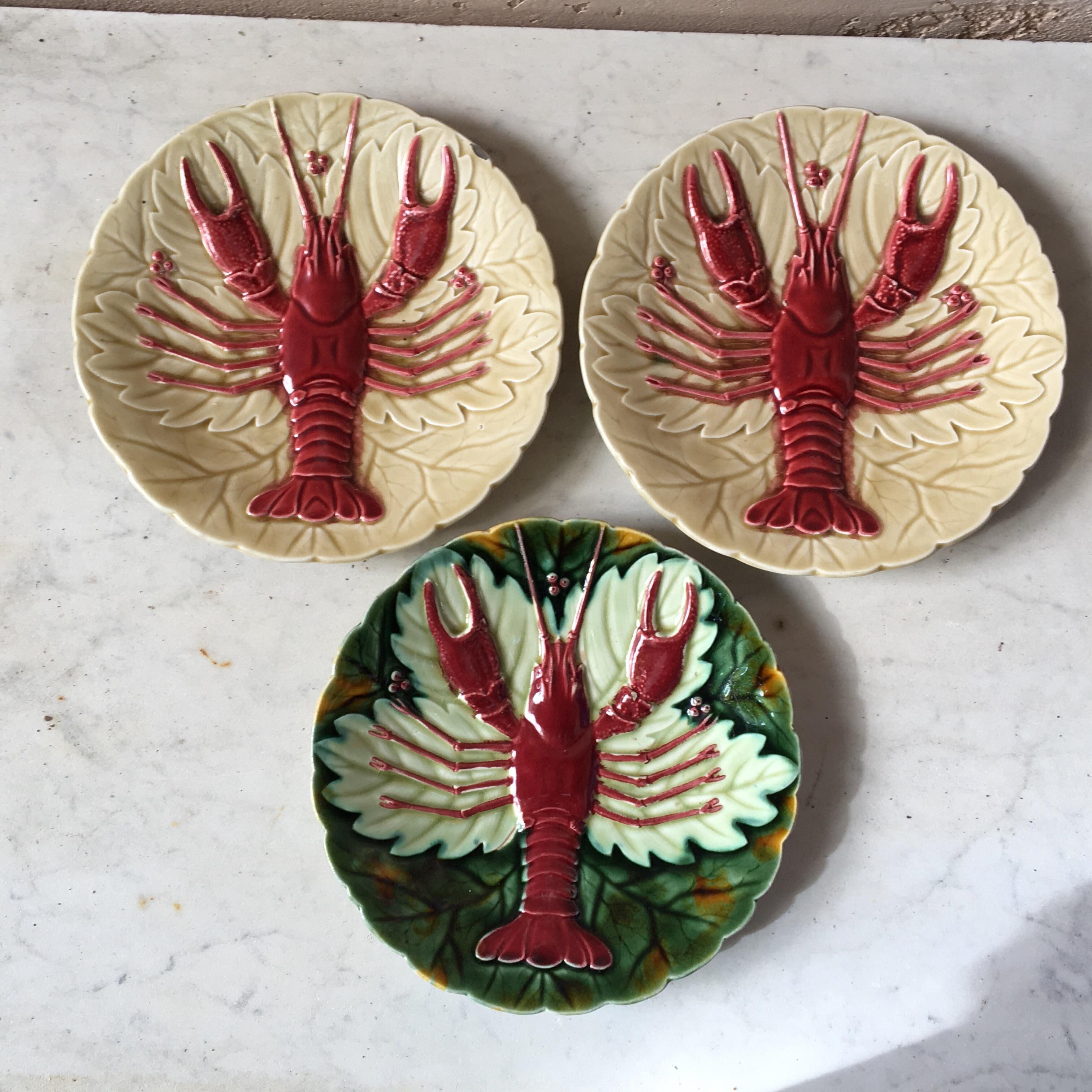 Early 20th Century Majolica Crawfish or Lobster Plate Schutz Cilli, circa 1900 For Sale