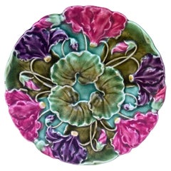 Majolica Cyclamens Plate Schultz Cilli, circa 1900