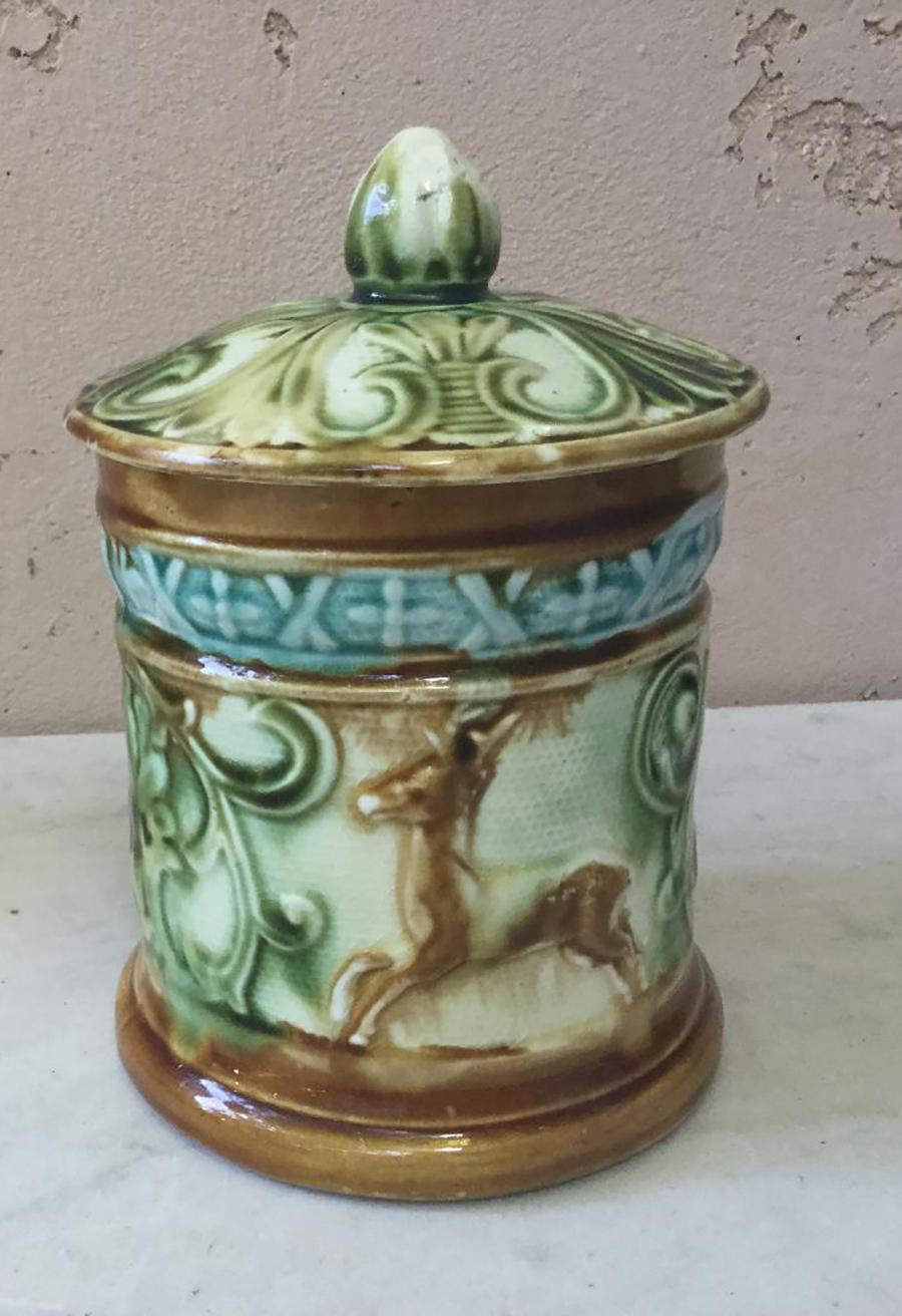 Majolica tobacco jar with deer and acanthus leaves Onnaing, circa 1890.