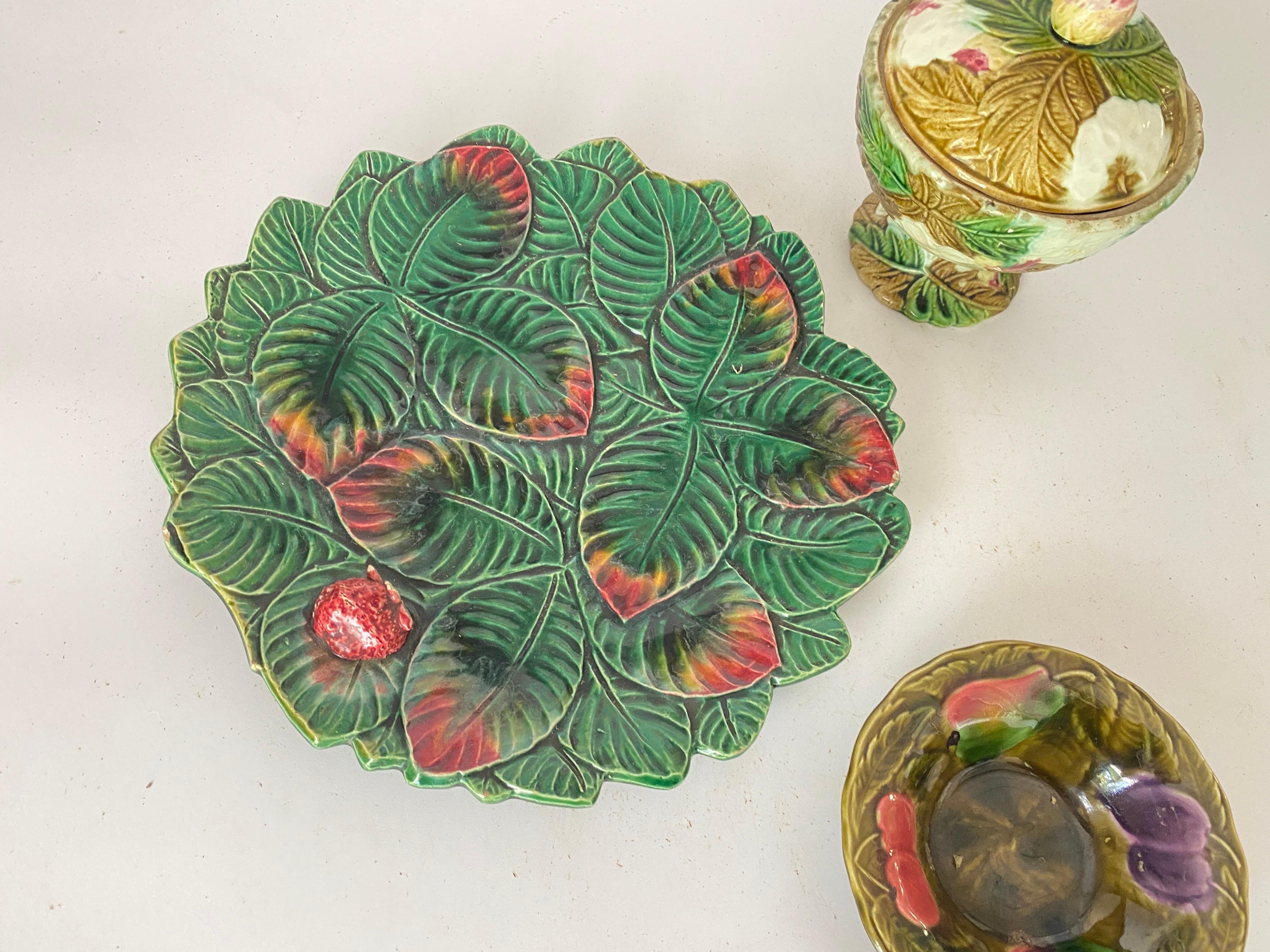 French Majolica Dish France Sugar Pot, Dish and Cup circa 1880 Set of 3 For Sale