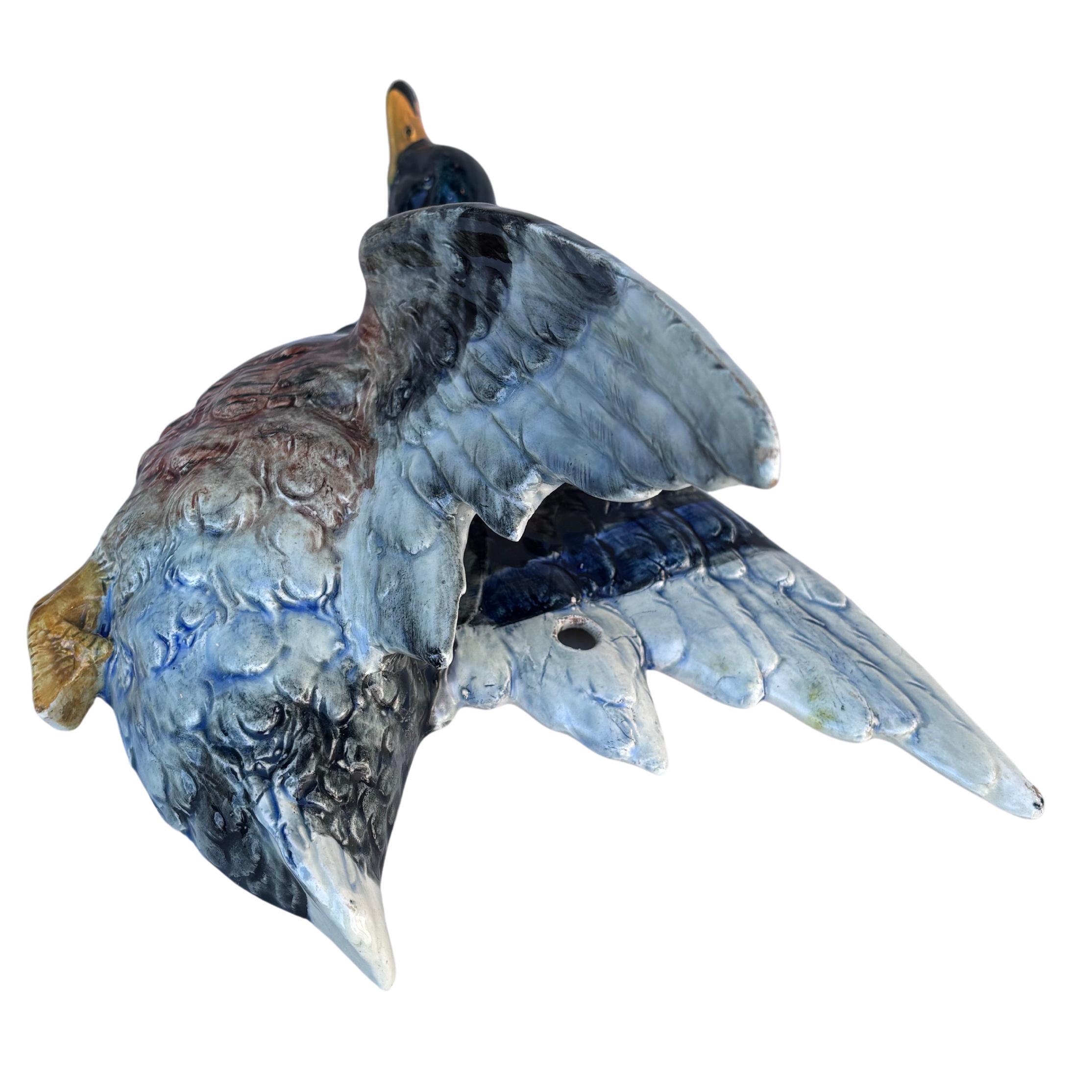 Bolsillo de pared de mayólica de pato Delphin Massier, circa 1890 Fines del siglo XIX en venta