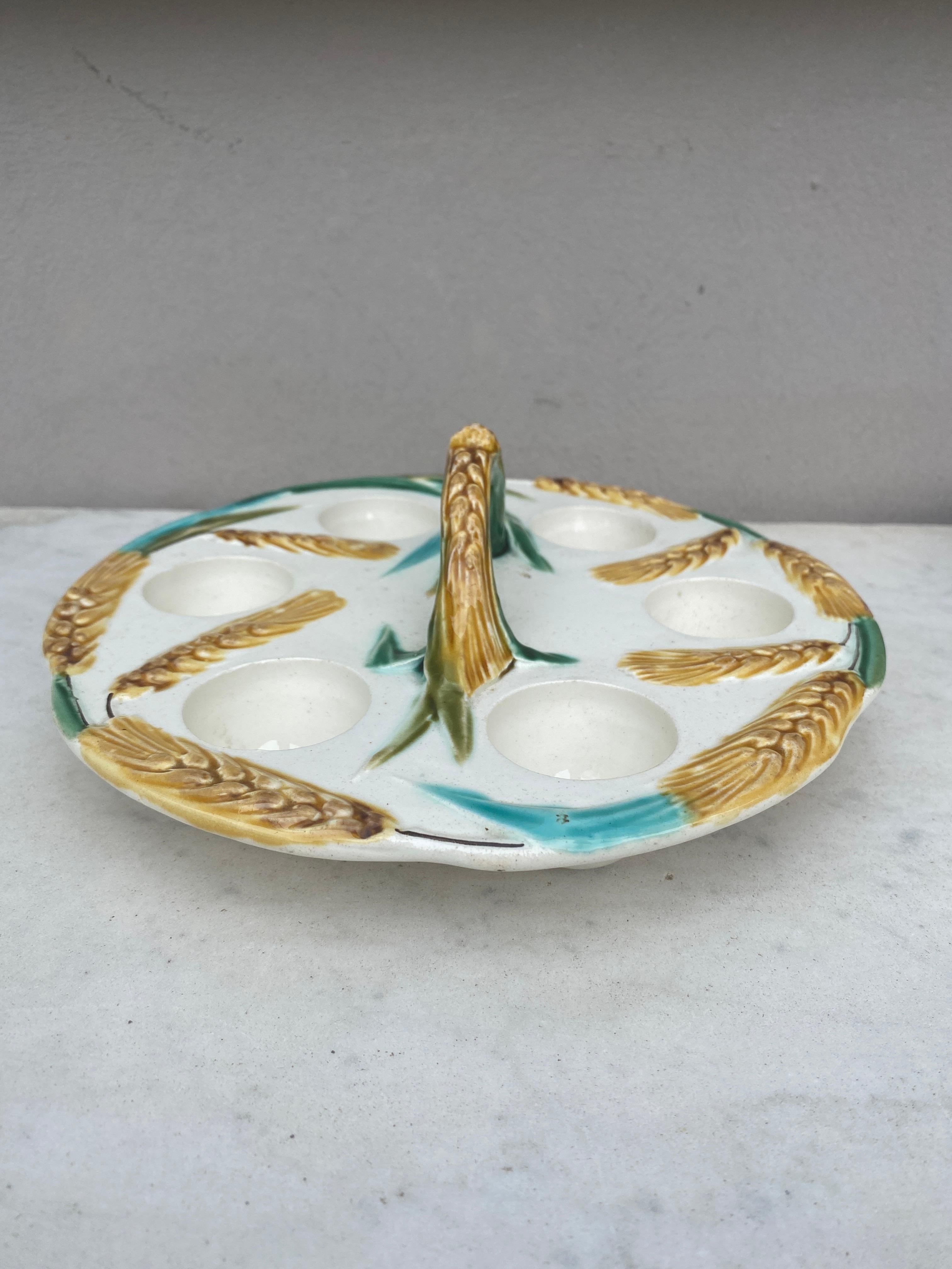 French Majolica Egg Handled Plate with Wheat, circa 1900 For Sale