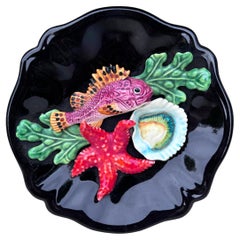 Plat à poissons en majolique de Vallauris, vers 1950