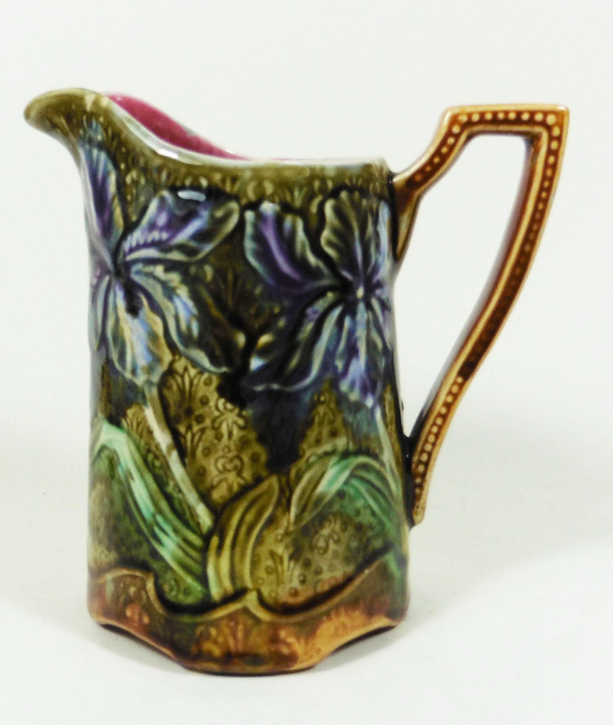 Majolica Flower and Leaves Pitcher Onnaing, circa 1900 For Sale 3
