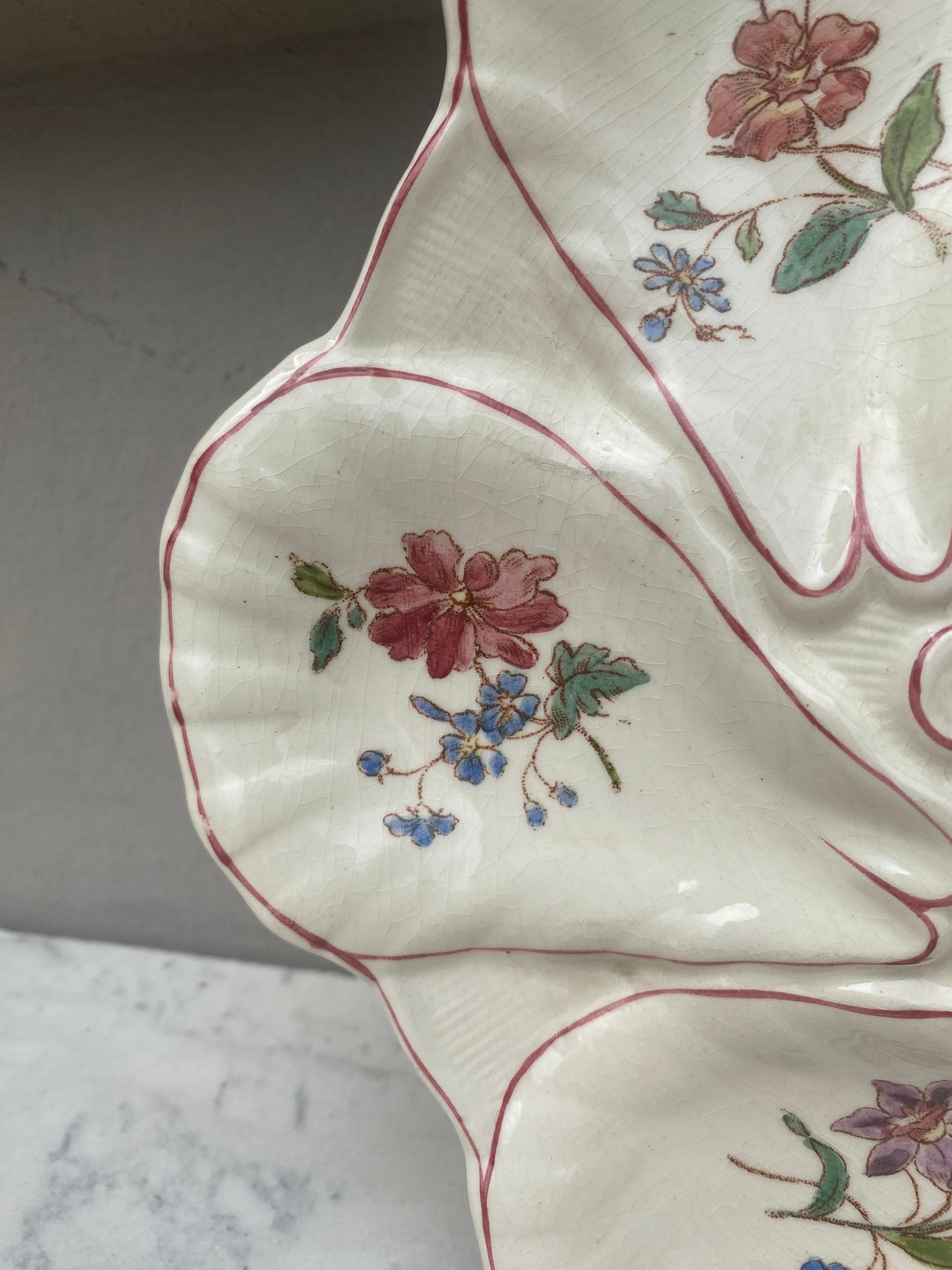 Romantic Majolica Flowers Oyster Plate Longchamp, circa 1900 For Sale