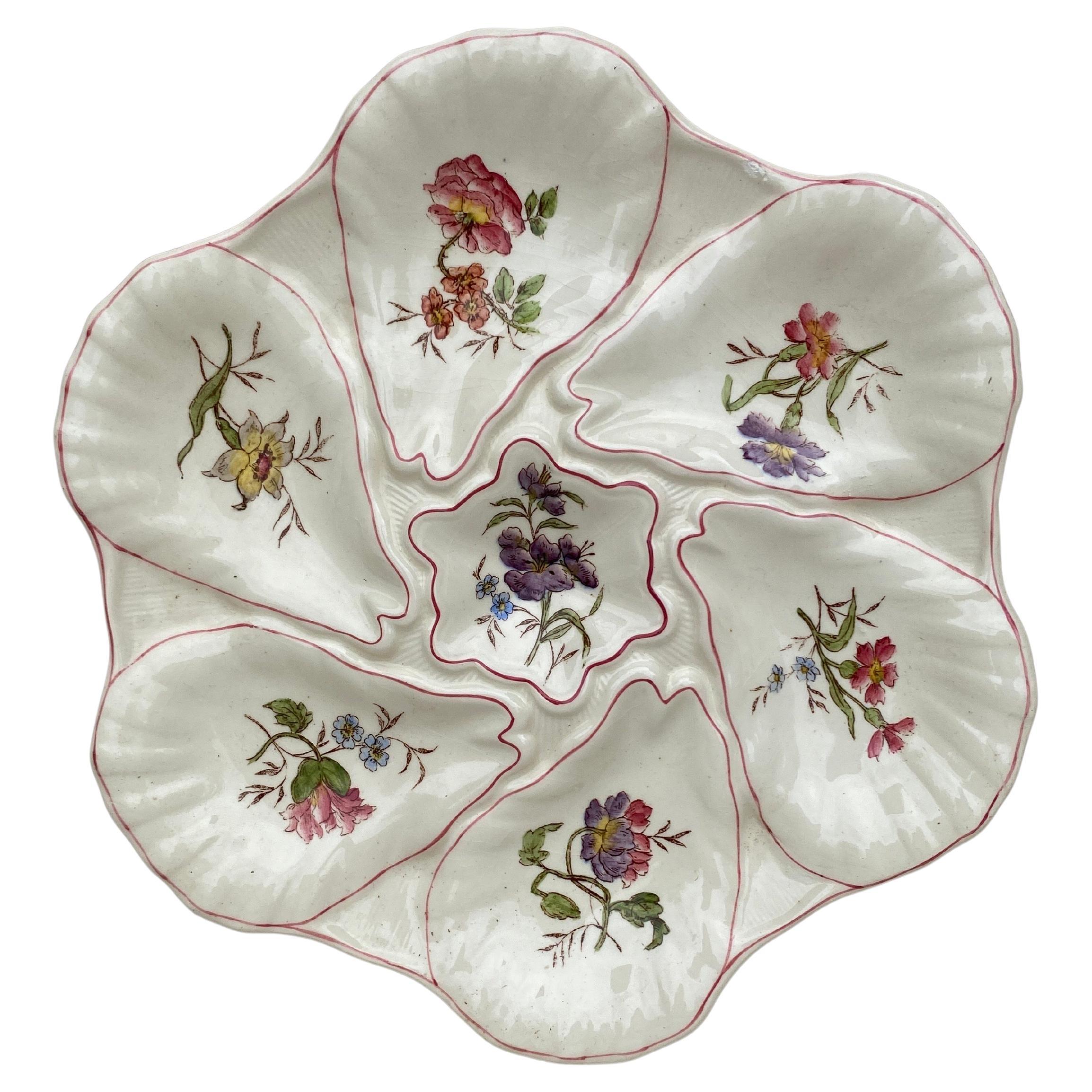 Plato de ostra con flores de mayólica Longchamp, circa 1900