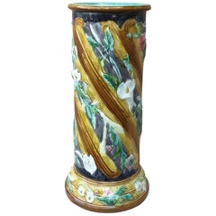 Paragüero de flores de mayólica Nimy Les Mons, hacia 1890