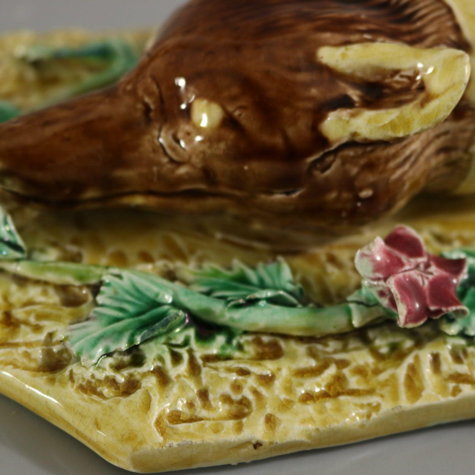 Tasca da parete con testa di volpe in maiolica in vendita 3