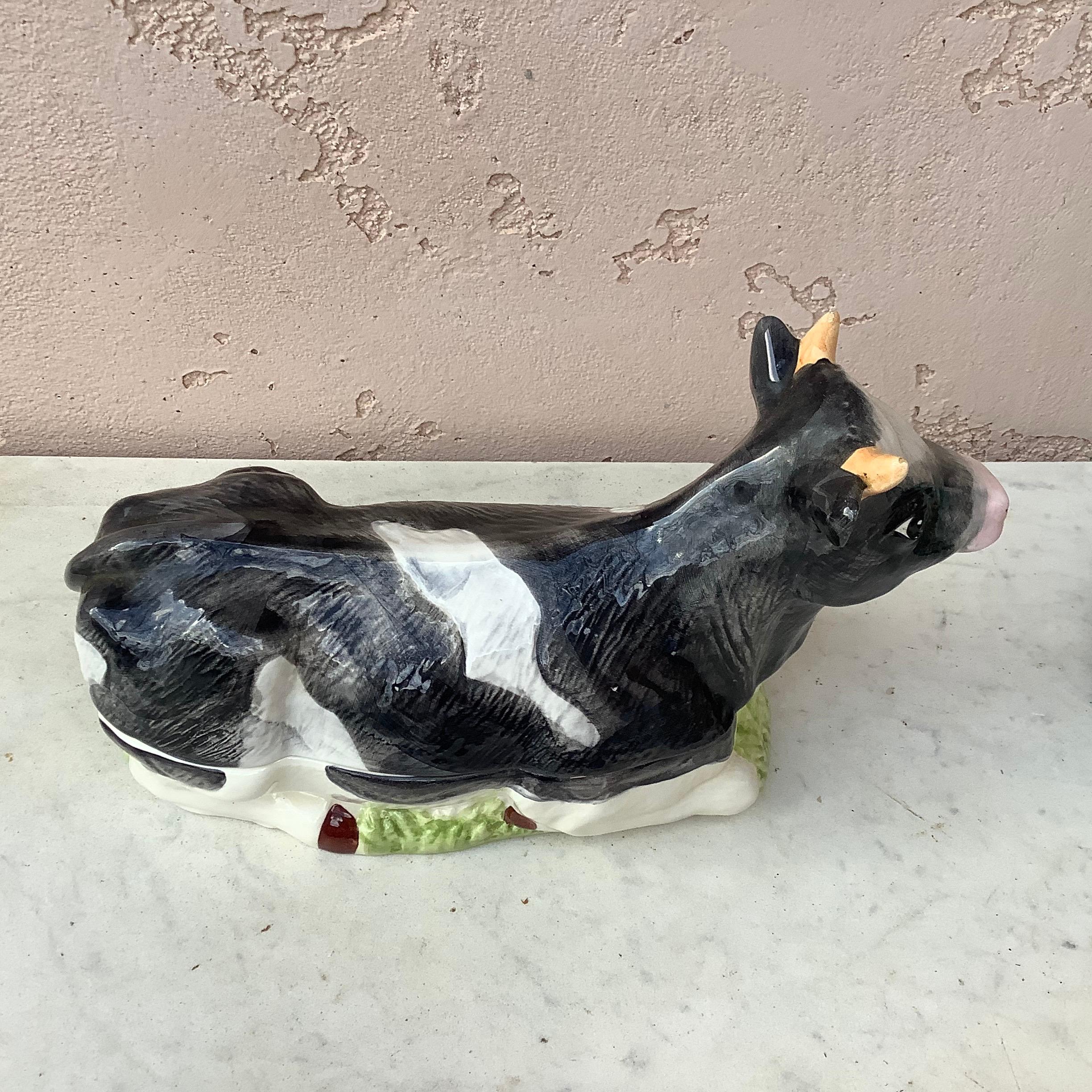 Majolica French Ceramic Cow Tureen Caugant In Good Condition In Austin, TX