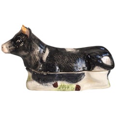 Soupière en forme de vache en céramique française - Majolica Caugant