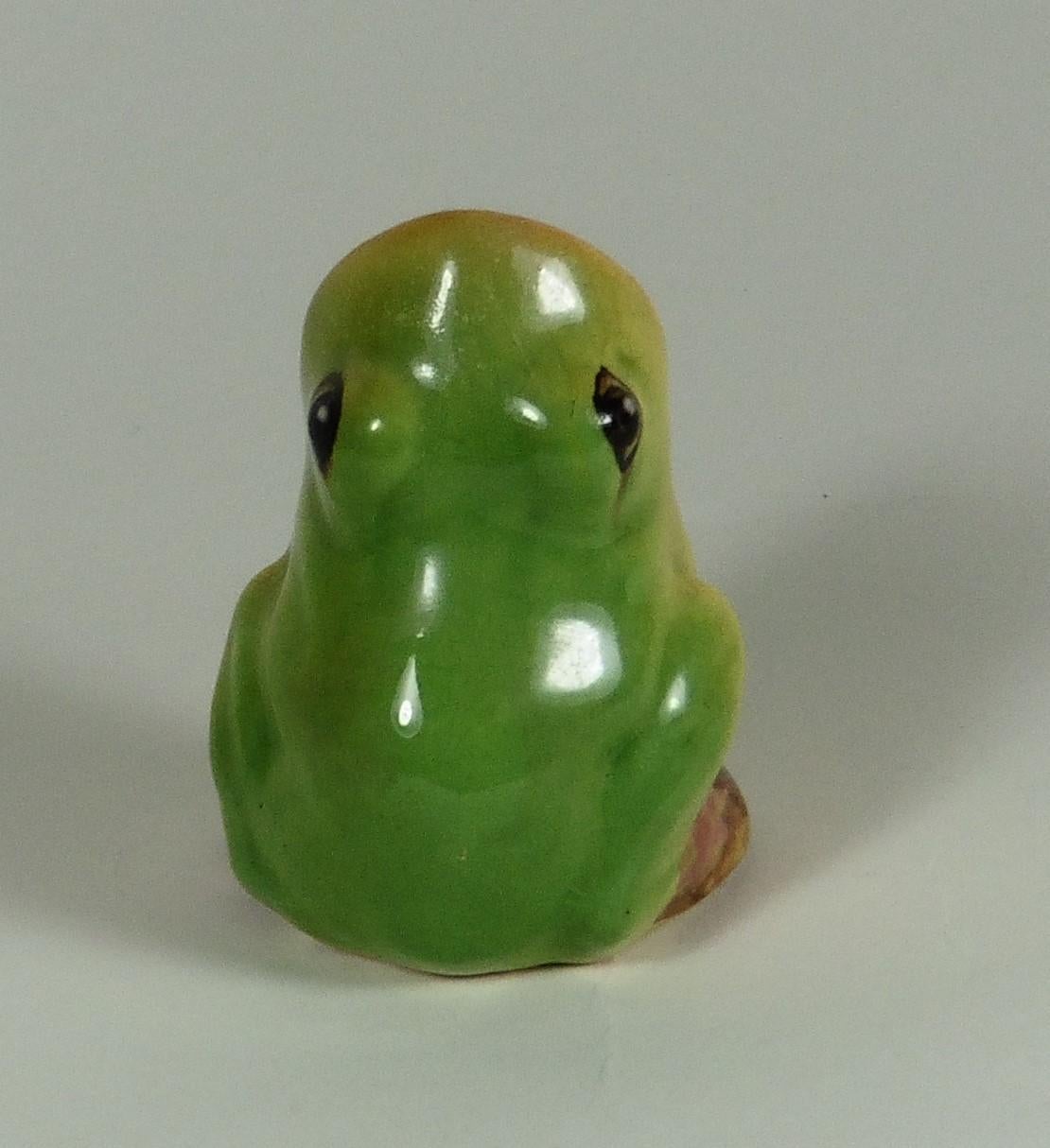 Small majolica frog Massier, circa 1890.