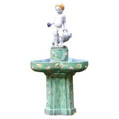 Fontaine de jardin en majolique - The Pedestal avec bassin et figure d'un garçon