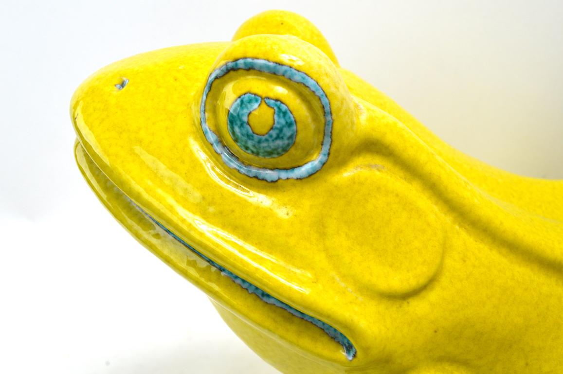 Italian Majolica Glaze Garden Frog Fountain Made in Italy