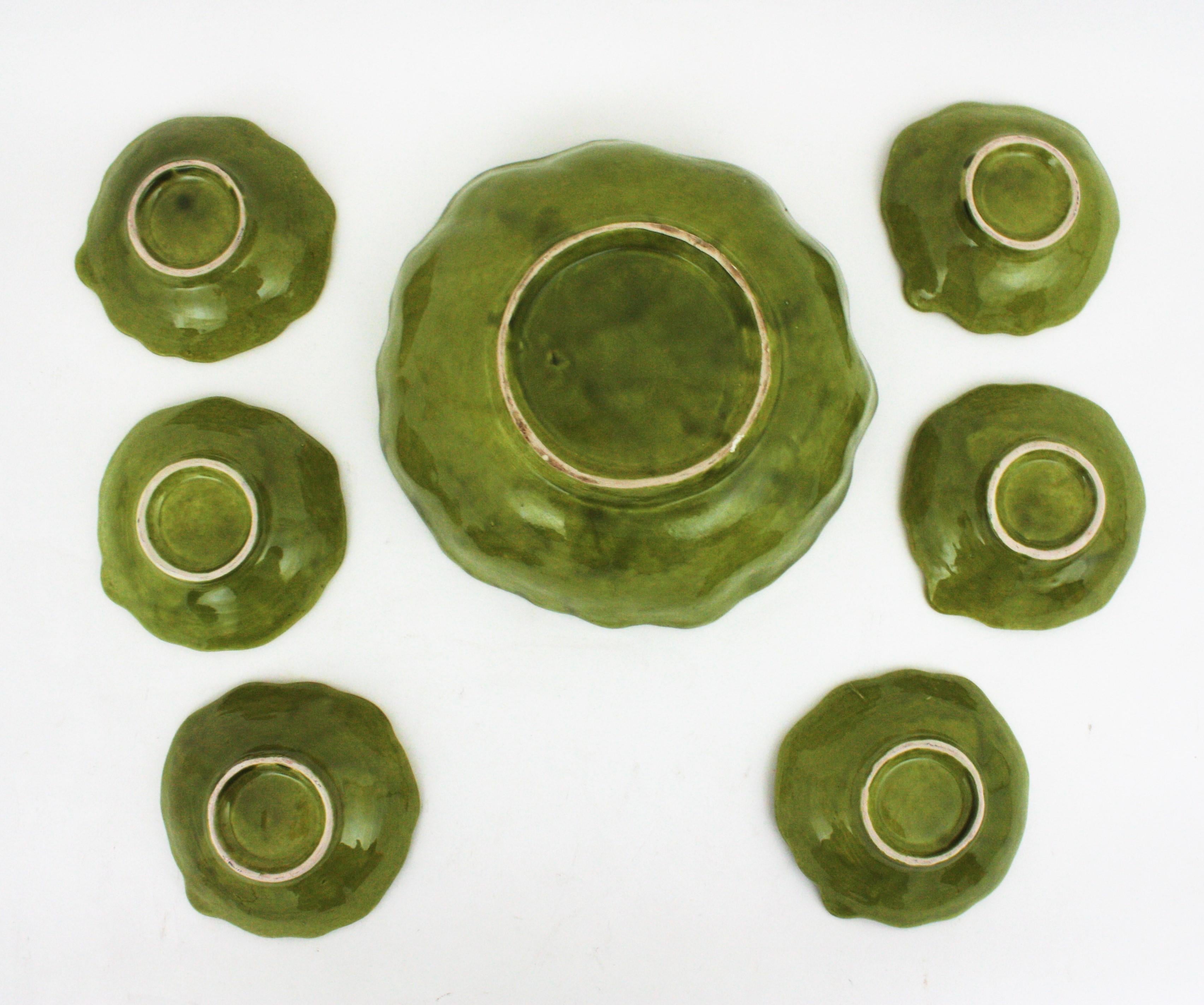 Majolica Glazed Ceramic Cabbage Tableware Serving Set for Six, 1960s For Sale 5