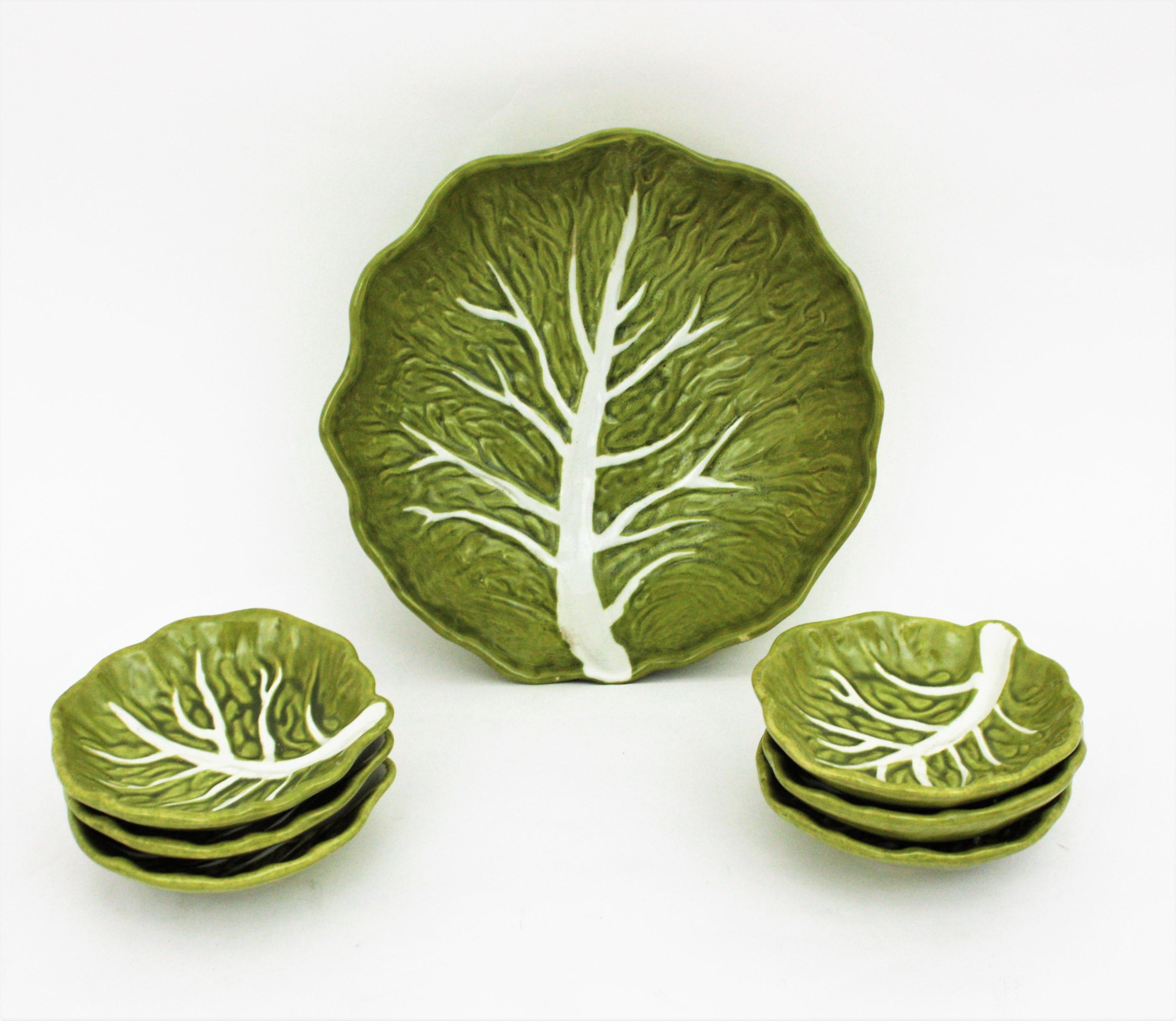 Portuguese Majolica Glazed Ceramic Cabbage Tableware Serving Set for Six, 1960s For Sale