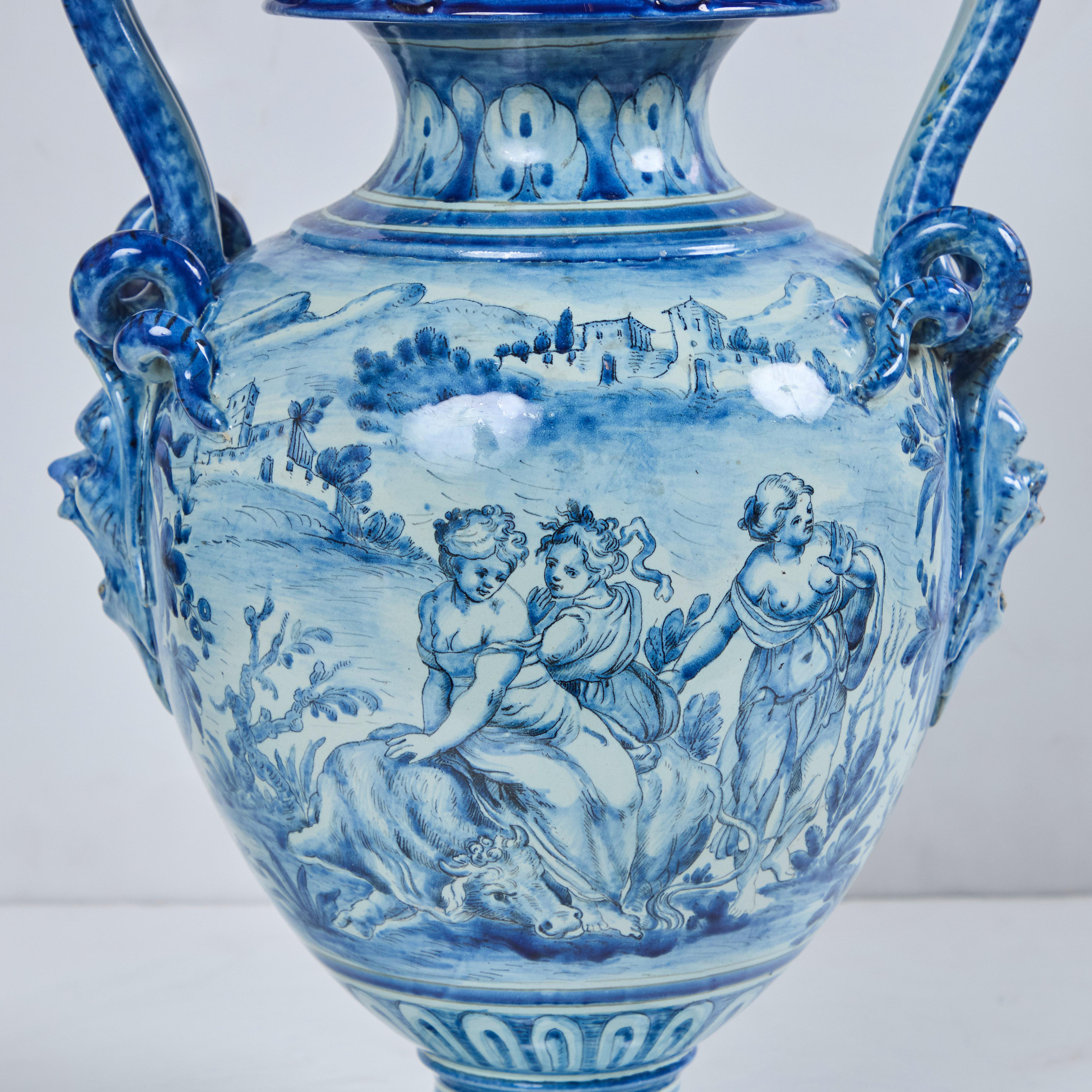 Italiano Vaso di terracotta maiolicata in vendita